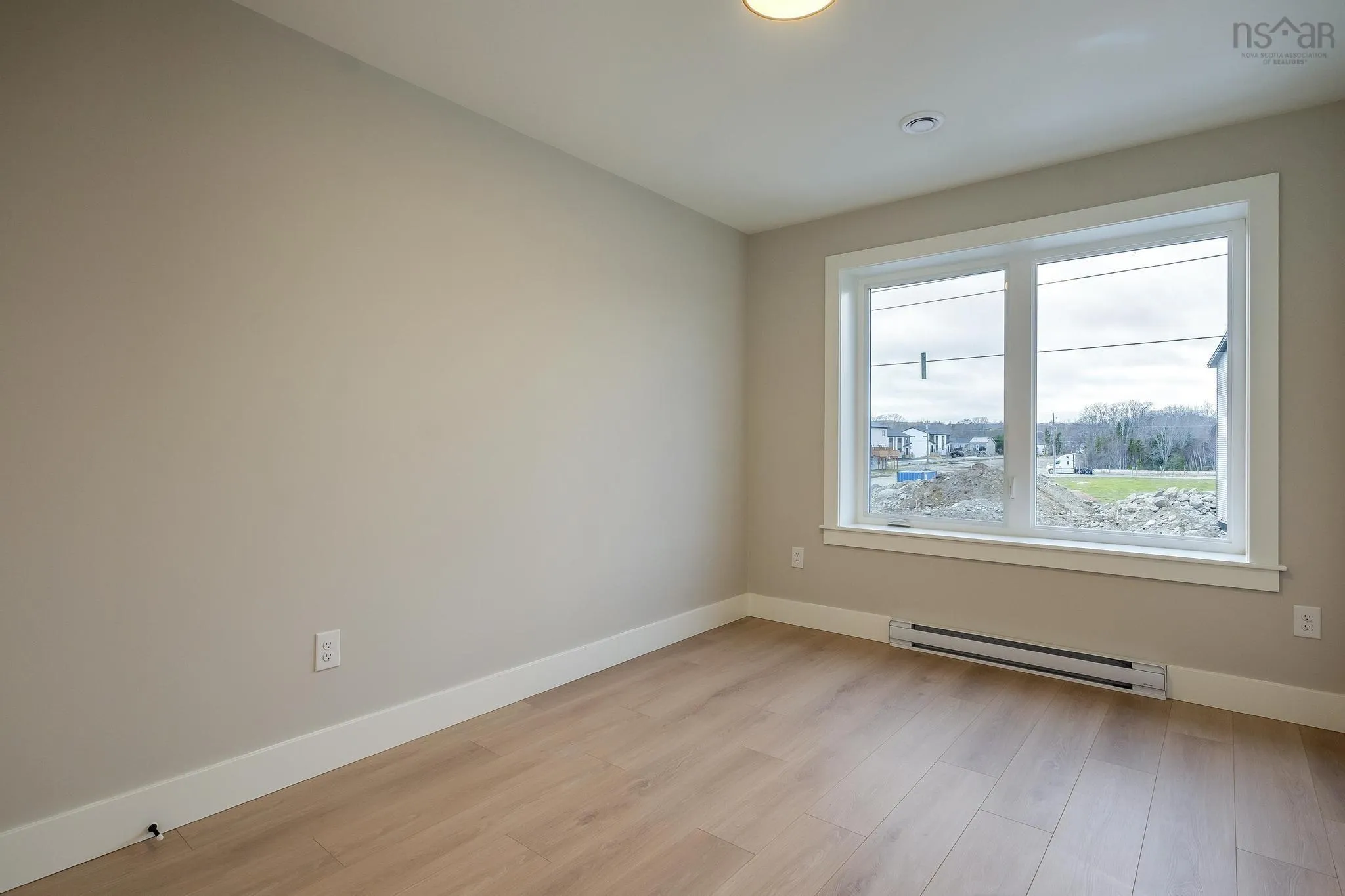 82a-179 Colonial Crescent, Halifax, NS B3R 2H8, 5 Bedrooms Bedrooms, ,4 BathroomsBathrooms,Residential,For Sale,Colonial,202524170