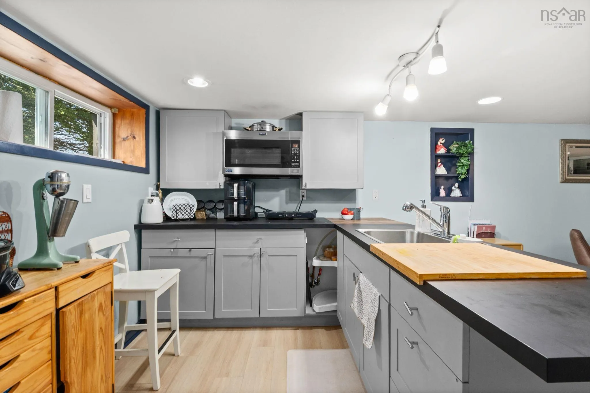 2152 St. Margarets Bay Road, Timberlea, NS B3T 1C9, 3 Bedrooms Bedrooms, ,2 BathroomsBathrooms,Residential,For Sale,St. Margarets Bay,202520550