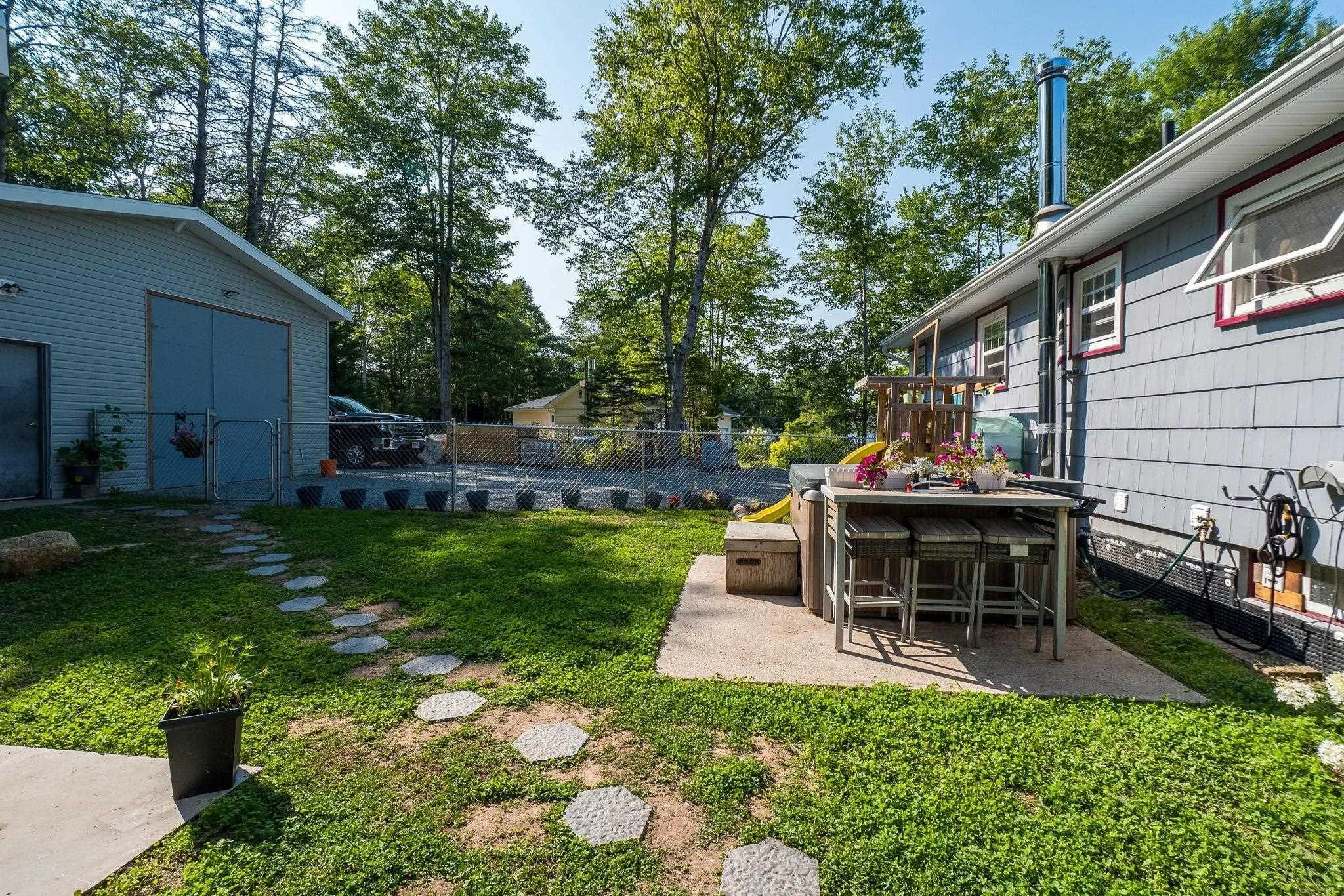 2152 St. Margarets Bay Road, Timberlea, NS B3T 1C9, 3 Bedrooms Bedrooms, ,2 BathroomsBathrooms,Residential,For Sale,St. Margarets Bay,202520550