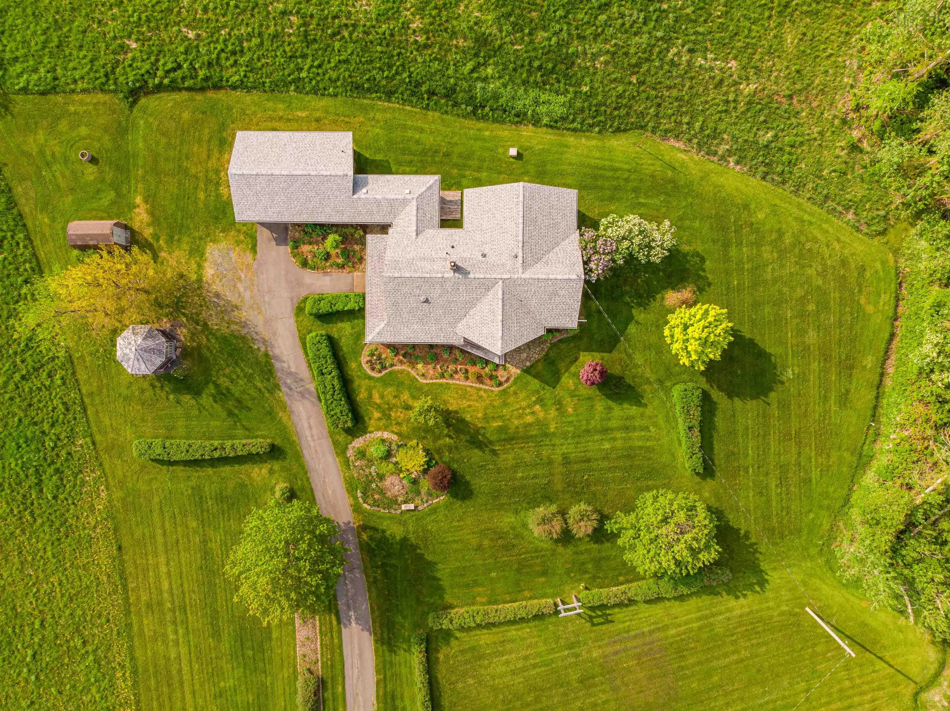 1952 Shore Road, Merigomish, NS B0K 1G0, 3 Bedrooms Bedrooms, ,3 BathroomsBathrooms,Residential,For Sale,Shore Road, Merigomish, N.S.,202513303