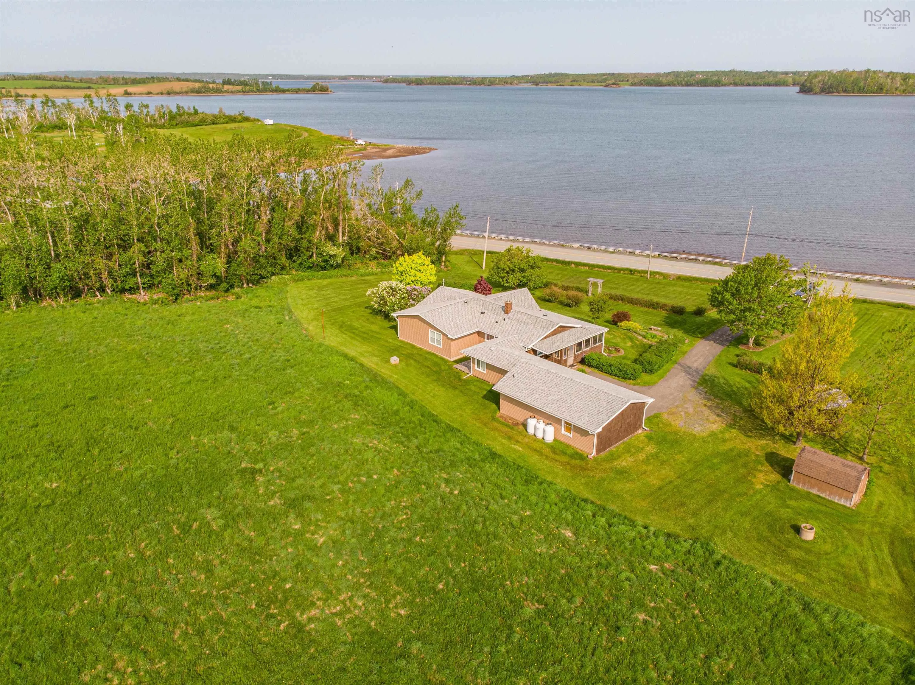 1952 Shore Road, Merigomish, NS B0K 1G0, 3 Bedrooms Bedrooms, ,3 BathroomsBathrooms,Residential,For Sale,Shore Road, Merigomish, N.S.,202513303