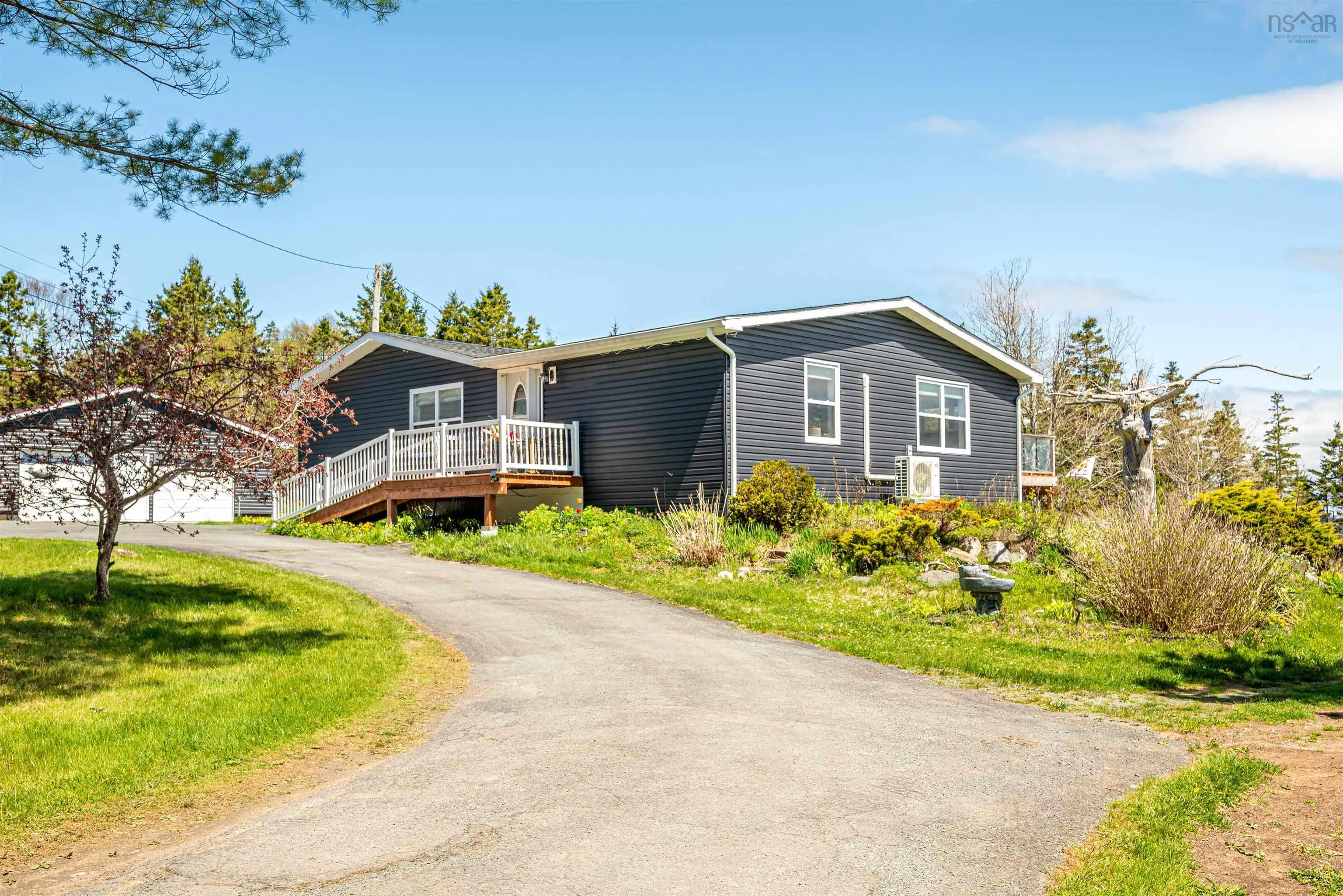 1303 West Jeddore Road, Head Of Jeddore, NS B0J 1P0, 2 Bedrooms Bedrooms, ,2 BathroomsBathrooms,Residential,For Sale,West Jeddore,202512290