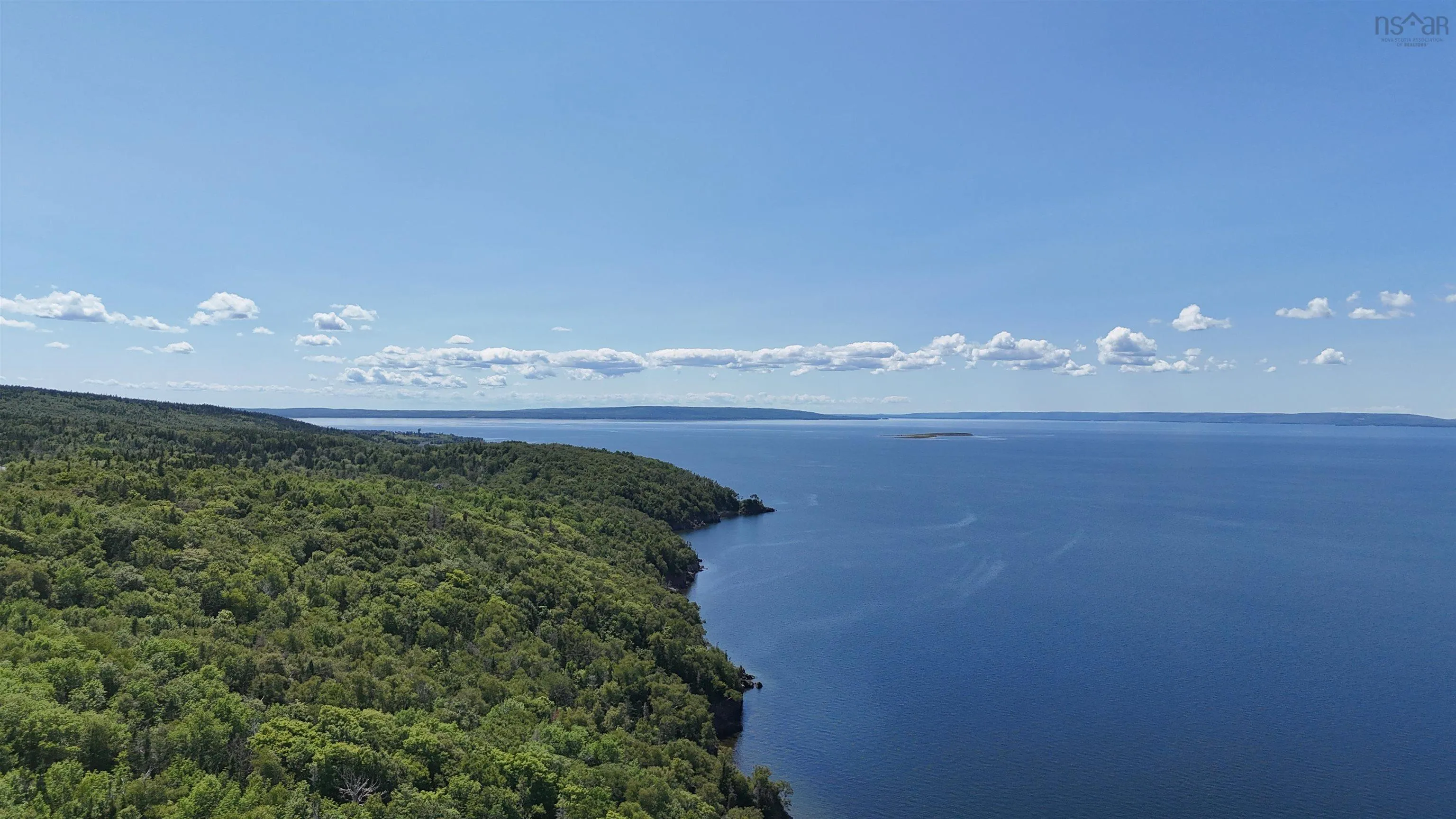 95 Lakeshore Drive W, Irish Cove, NS B0E 3B0, 3 Bedrooms Bedrooms, ,2 BathroomsBathrooms,Residential,For Sale,Lakeshore,202519838