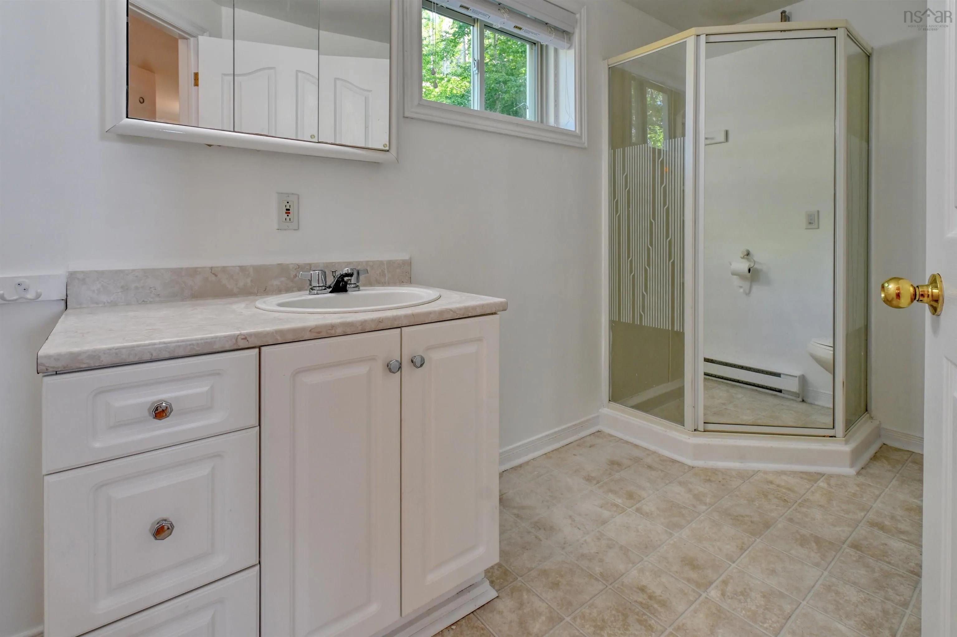 95 Lakeshore Drive W, Irish Cove, NS B0E 3B0, 3 Bedrooms Bedrooms, ,2 BathroomsBathrooms,Residential,For Sale,Lakeshore,202519838