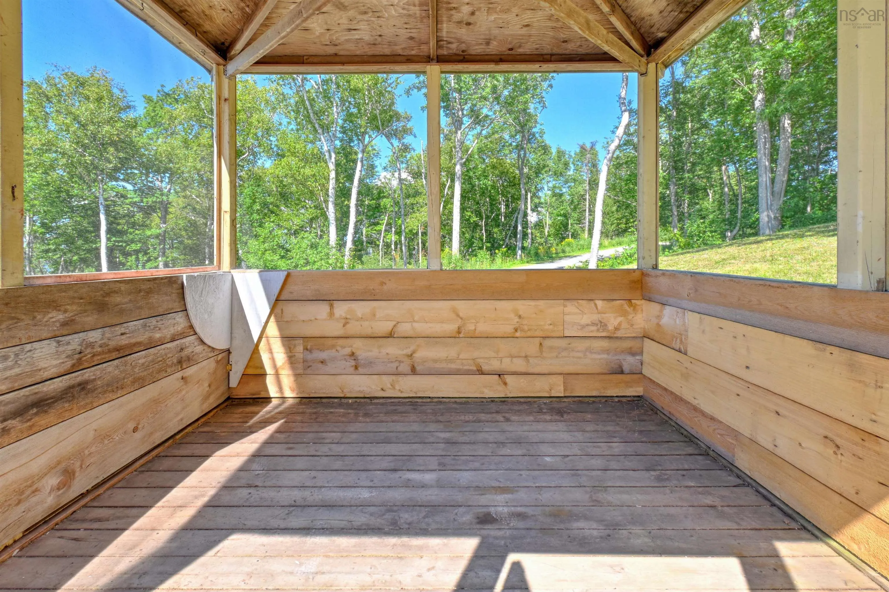 95 Lakeshore Drive W, Irish Cove, NS B0E 3B0, 3 Bedrooms Bedrooms, ,2 BathroomsBathrooms,Residential,For Sale,Lakeshore,202519838