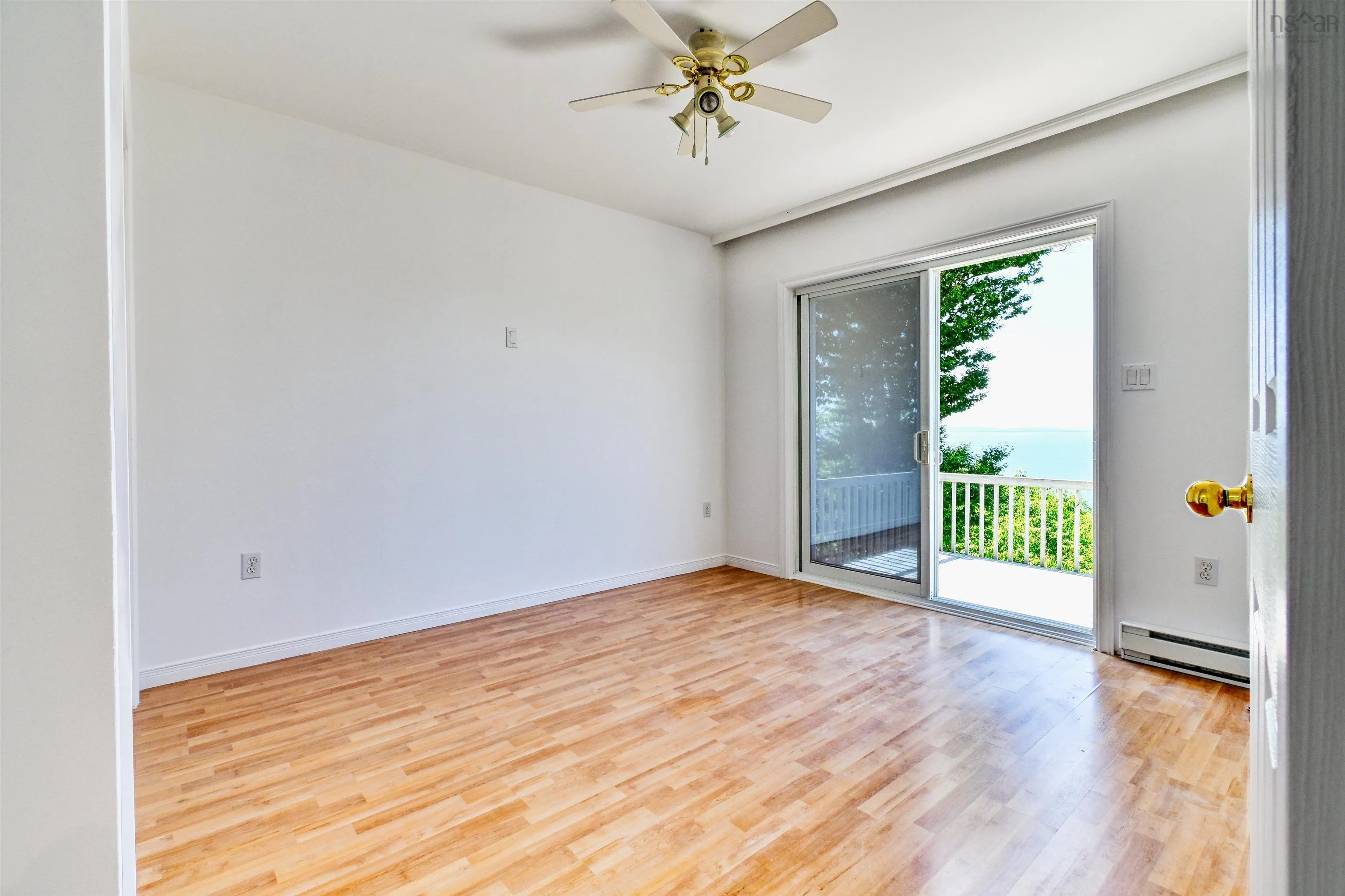 95 Lakeshore Drive W, Irish Cove, NS B0E 3B0, 3 Bedrooms Bedrooms, ,2 BathroomsBathrooms,Residential,For Sale,Lakeshore,202519838
