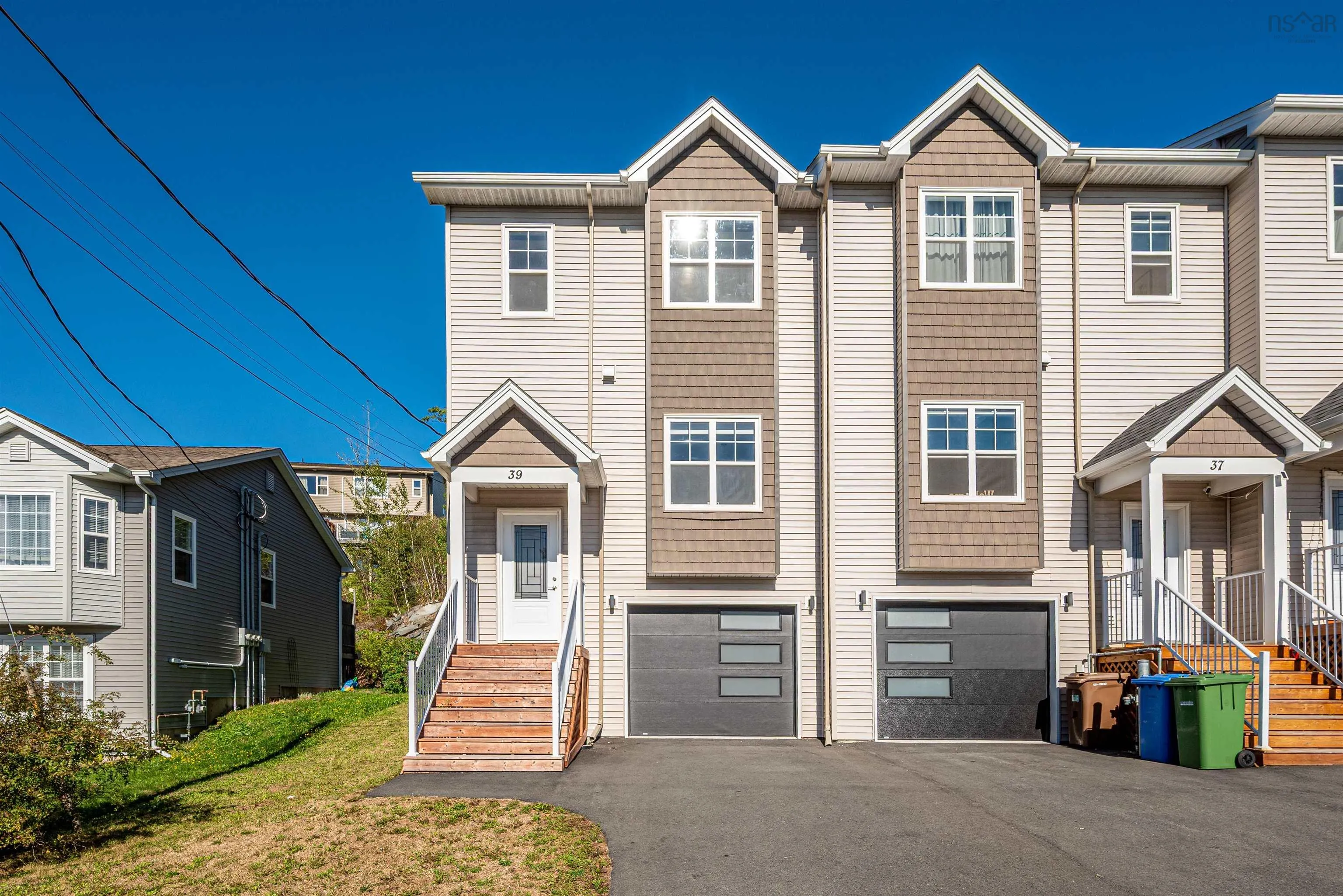 39 Nadia Drive, Dartmouth, NS B3A 0B3, 3 Bedrooms Bedrooms, ,4 BathroomsBathrooms,Residential,For Sale,Nadia,202524227