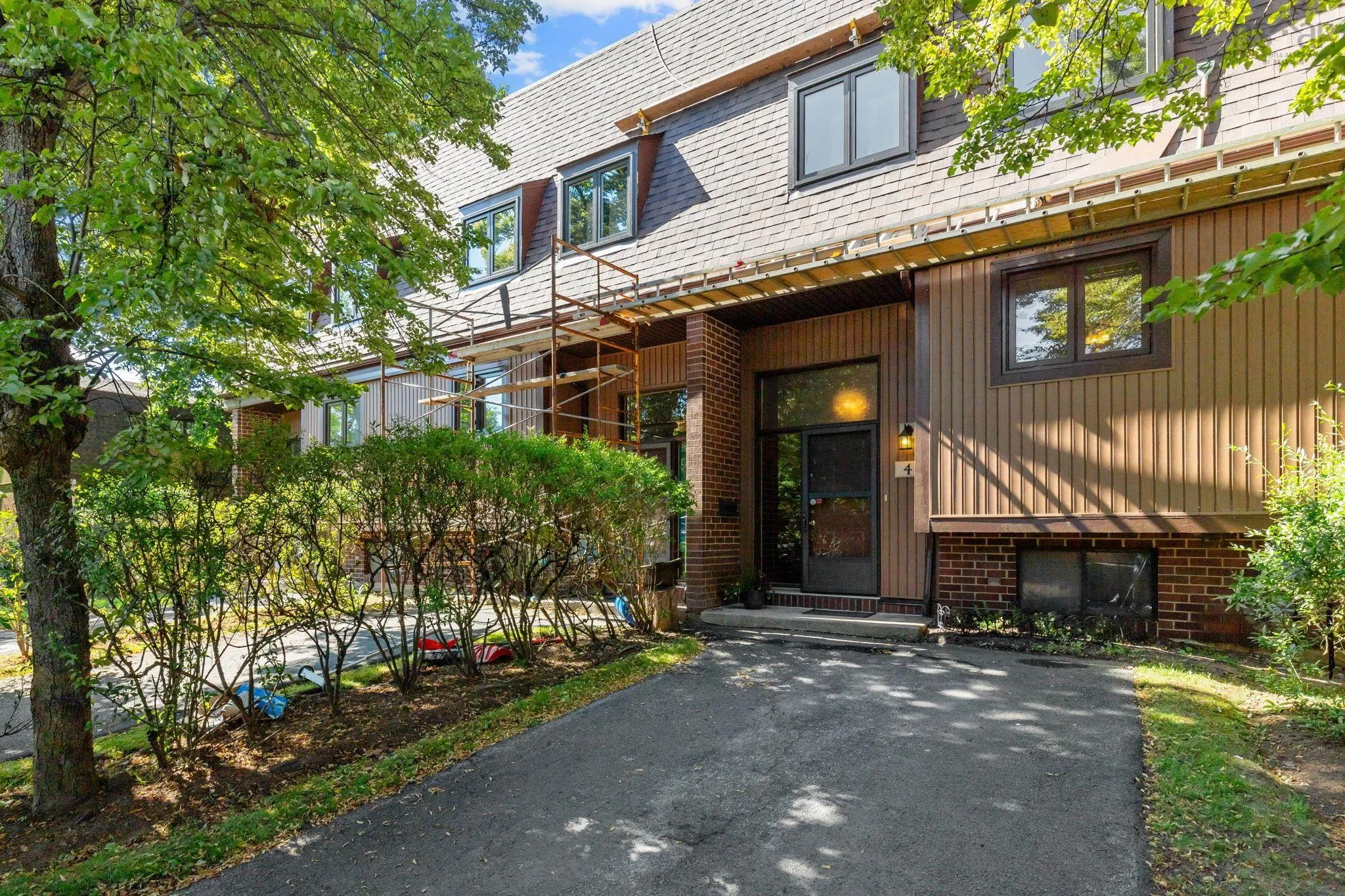 4 Covington Way, Halifax, NS B3M 3K2, 3 Bedrooms Bedrooms, ,3 BathroomsBathrooms,Residential,For Sale,Covington,202518567