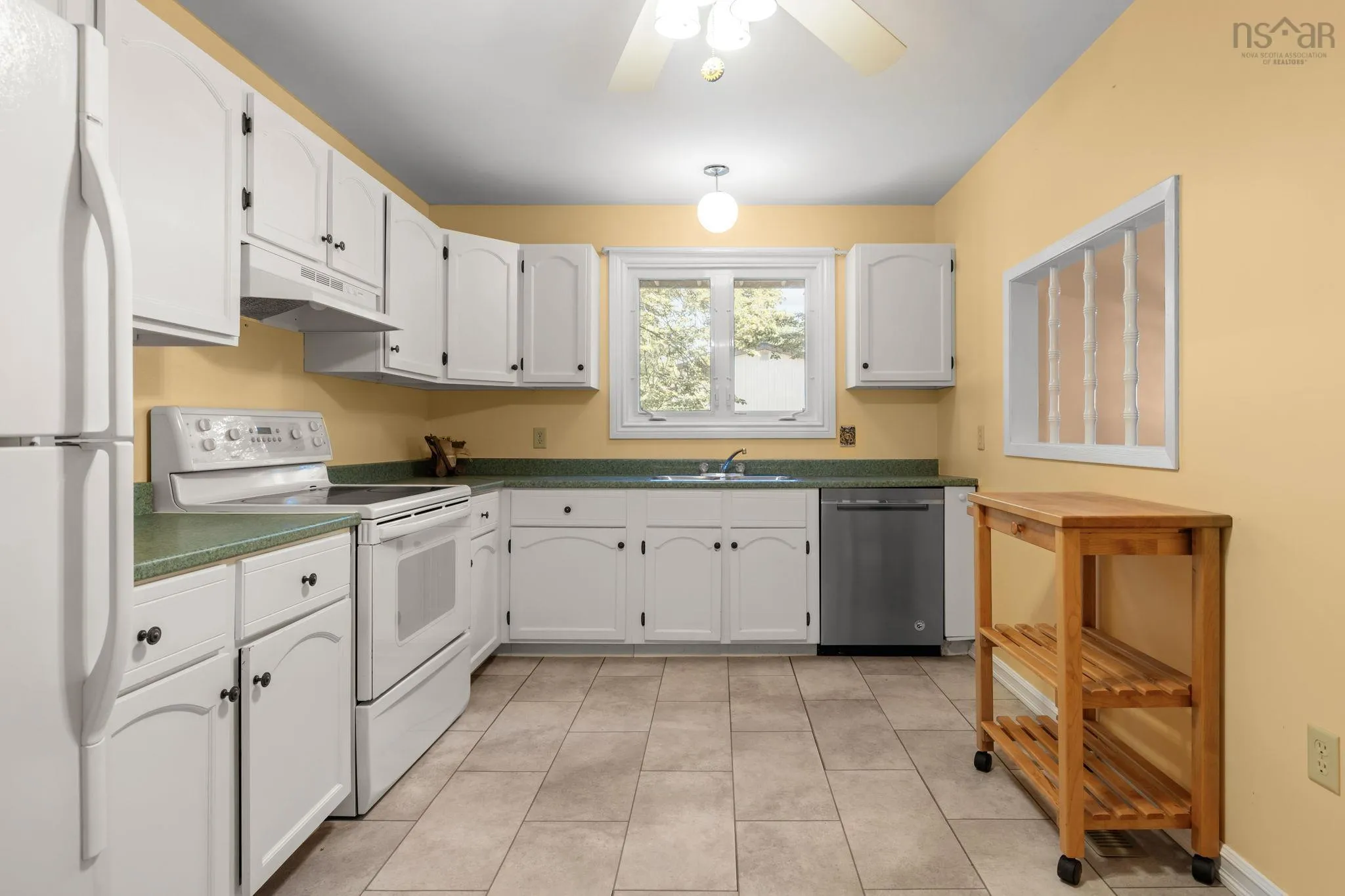 4 Covington Way, Halifax, NS B3M 3K2, 3 Bedrooms Bedrooms, ,3 BathroomsBathrooms,Residential,For Sale,Covington,202518567