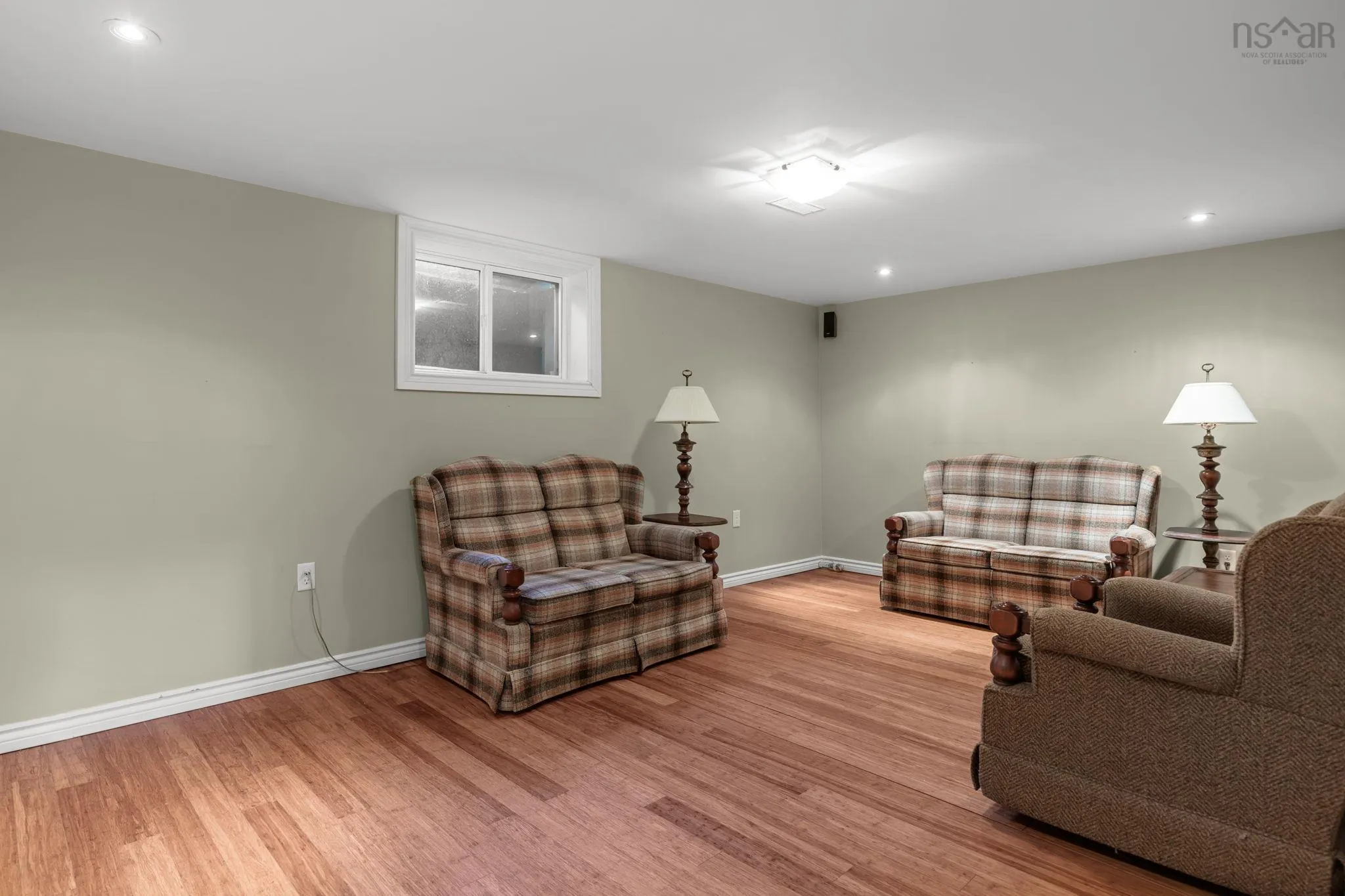 4 Covington Way, Halifax, NS B3M 3K2, 3 Bedrooms Bedrooms, ,3 BathroomsBathrooms,Residential,For Sale,Covington,202518567