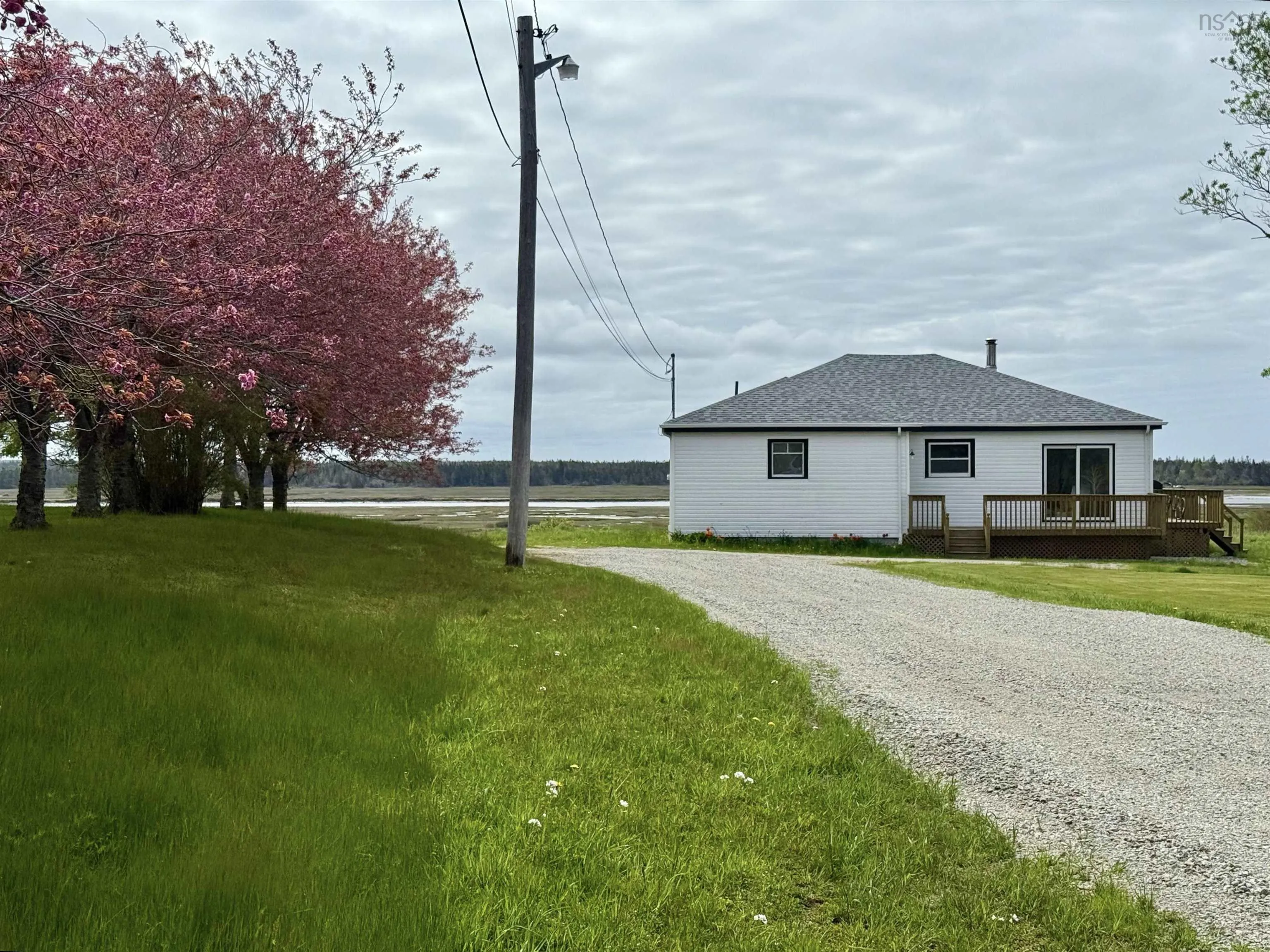 885 Chebogue Road, Central Chebogue, NS B5A 5G1, 2 Bedrooms Bedrooms, ,1 BathroomBathrooms,Residential,For Sale,Chebogue,202512028
