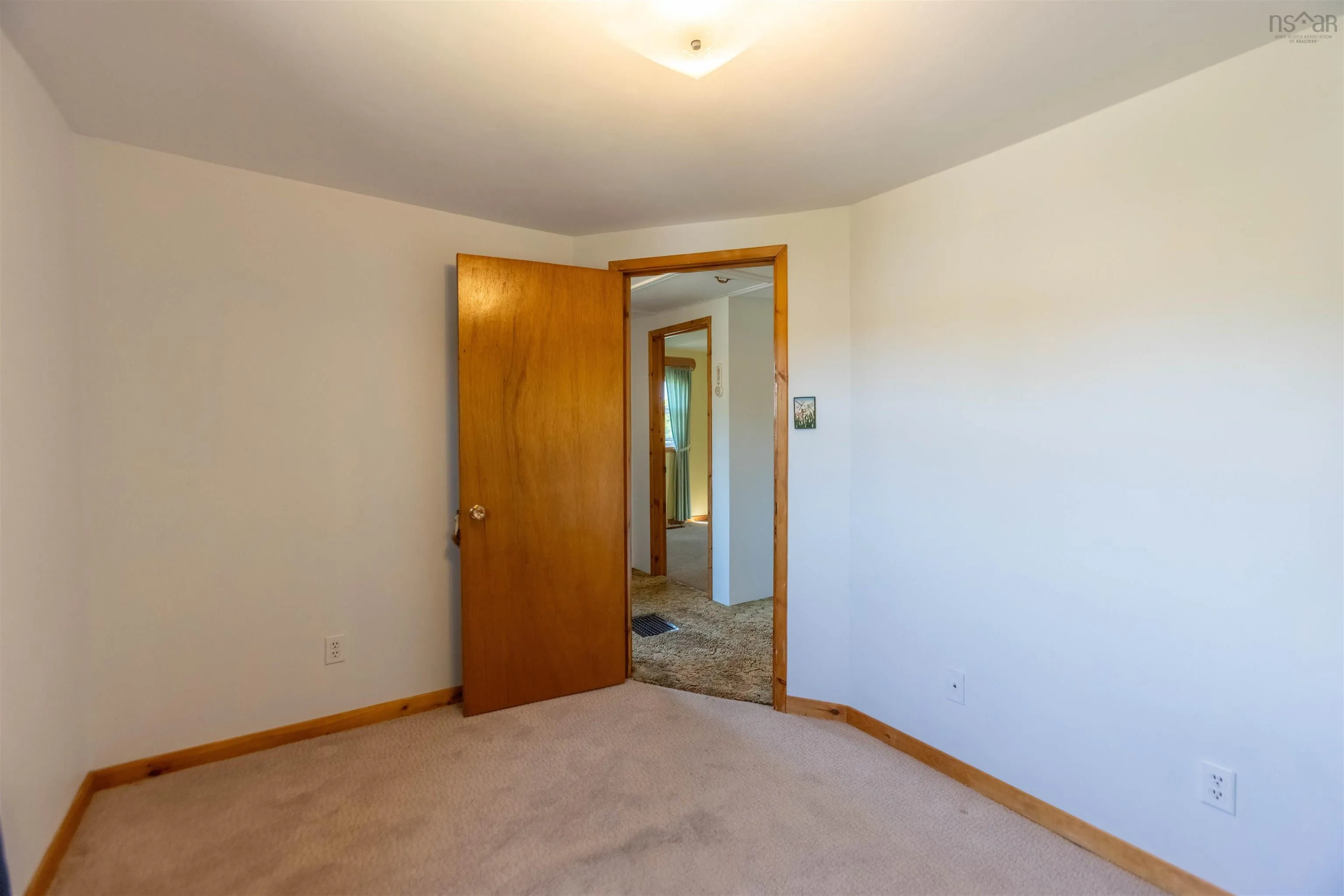 46 Cornwall Street, Amherst, NS B4H 2L4, 4 Bedrooms Bedrooms, ,2 BathroomsBathrooms,Residential,For Sale,Cornwall,202520818