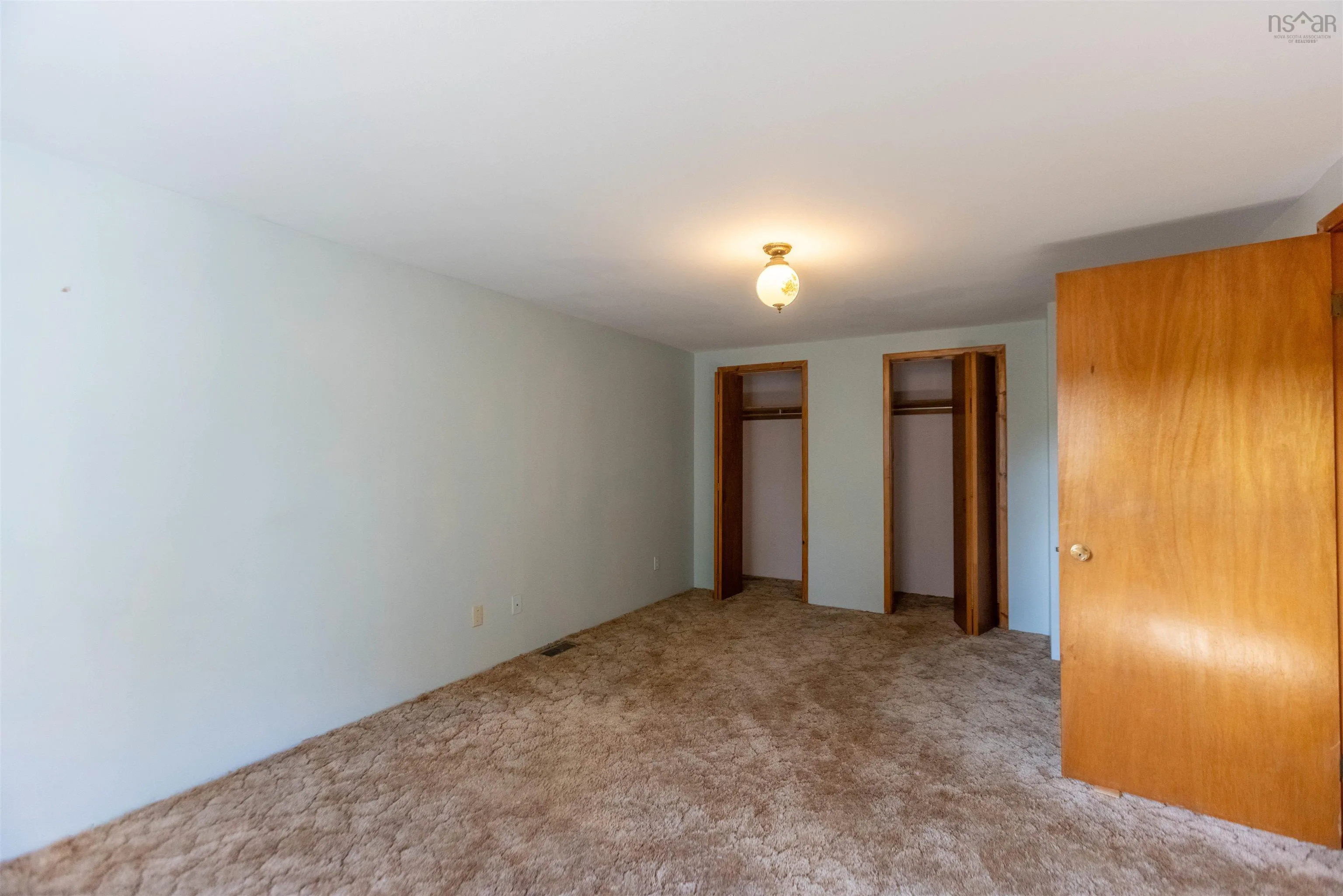 46 Cornwall Street, Amherst, NS B4H 2L4, 4 Bedrooms Bedrooms, ,2 BathroomsBathrooms,Residential,For Sale,Cornwall,202520818