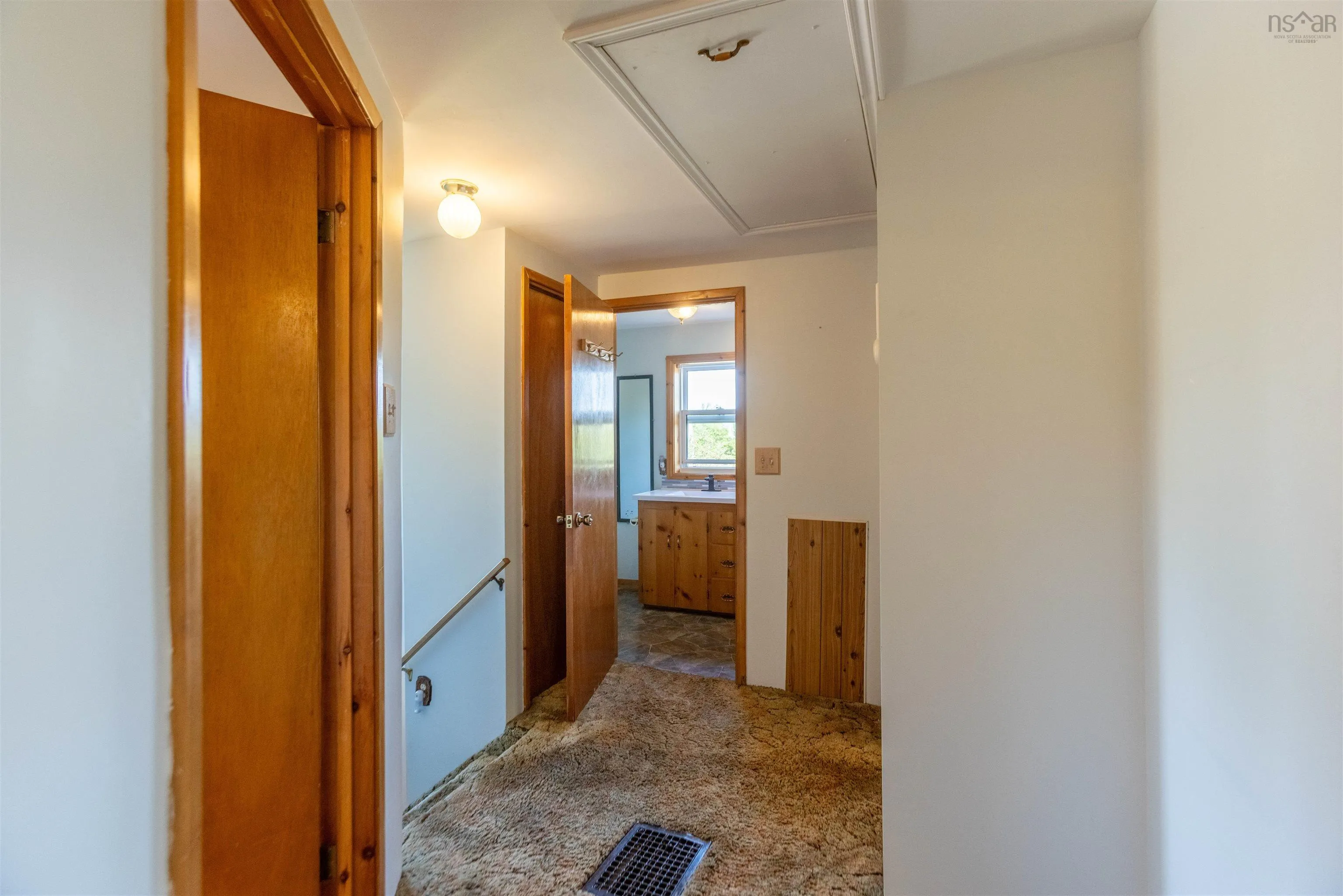 46 Cornwall Street, Amherst, NS B4H 2L4, 4 Bedrooms Bedrooms, ,2 BathroomsBathrooms,Residential,For Sale,Cornwall,202520818