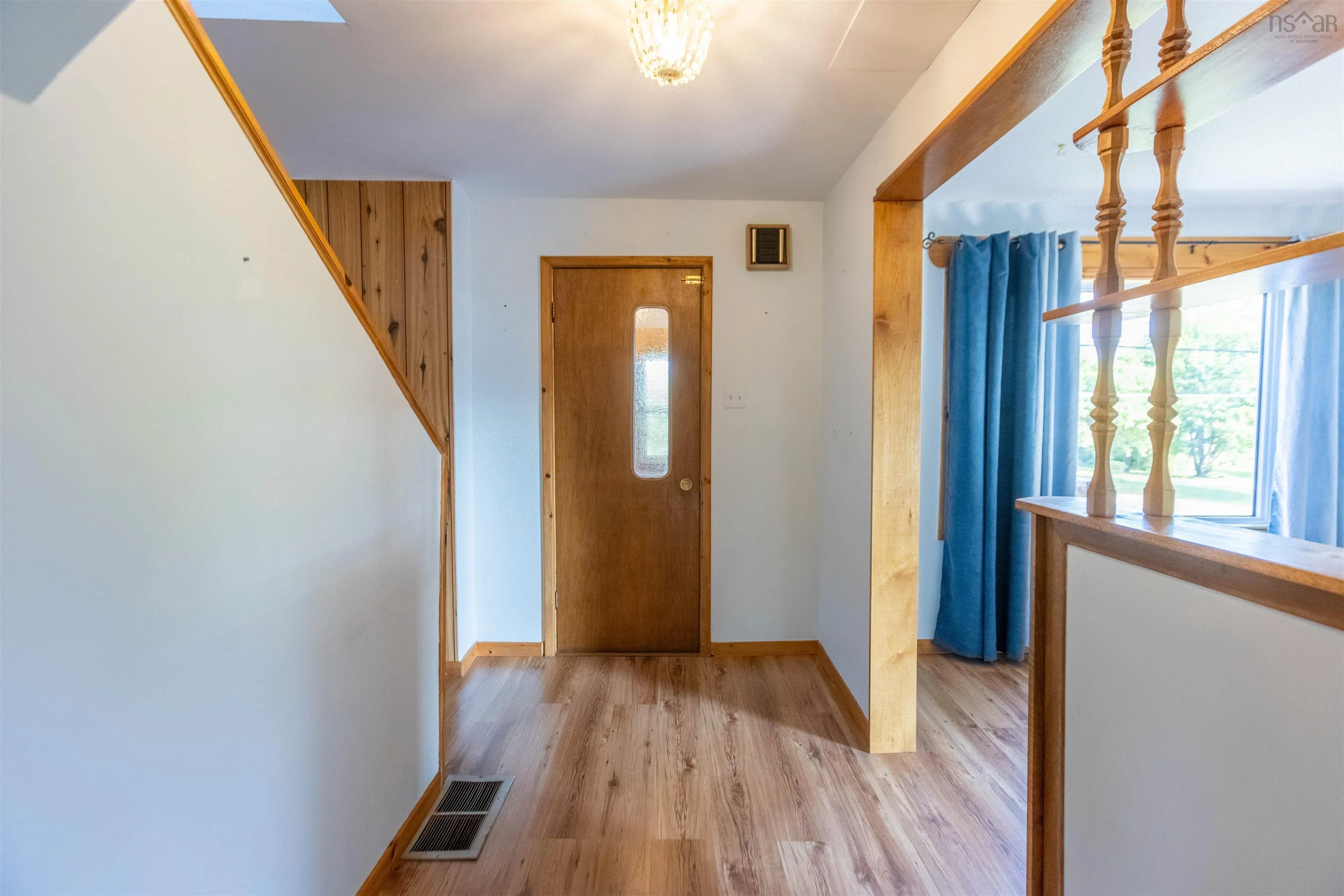 46 Cornwall Street, Amherst, NS B4H 2L4, 4 Bedrooms Bedrooms, ,2 BathroomsBathrooms,Residential,For Sale,Cornwall,202520818