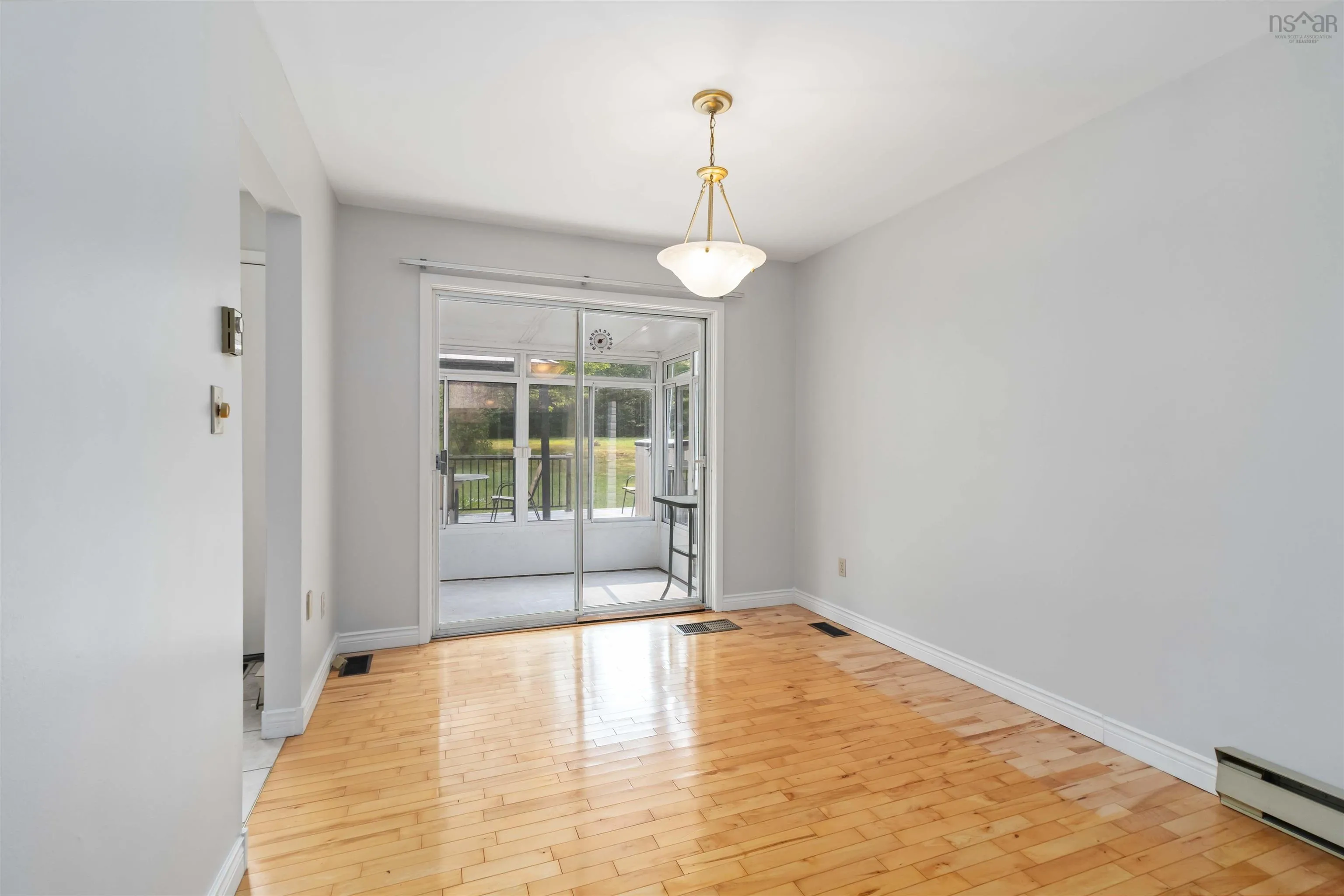 1097 Bog Road, Falmouth, NS B0P 1P0, 4 Bedrooms Bedrooms, ,3 BathroomsBathrooms,Residential,For Sale,Bog,202520398