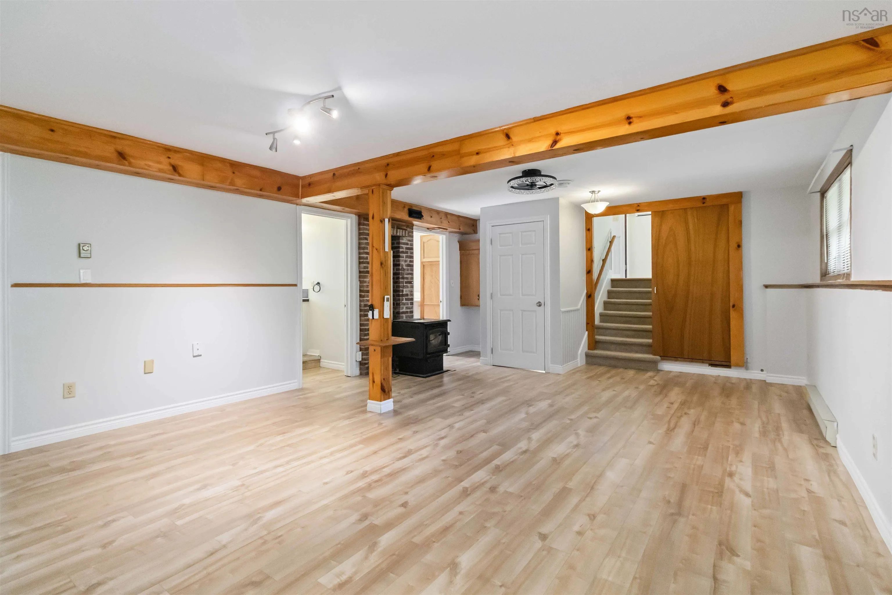1097 Bog Road, Falmouth, NS B0P 1P0, 4 Bedrooms Bedrooms, ,3 BathroomsBathrooms,Residential,For Sale,Bog,202520398