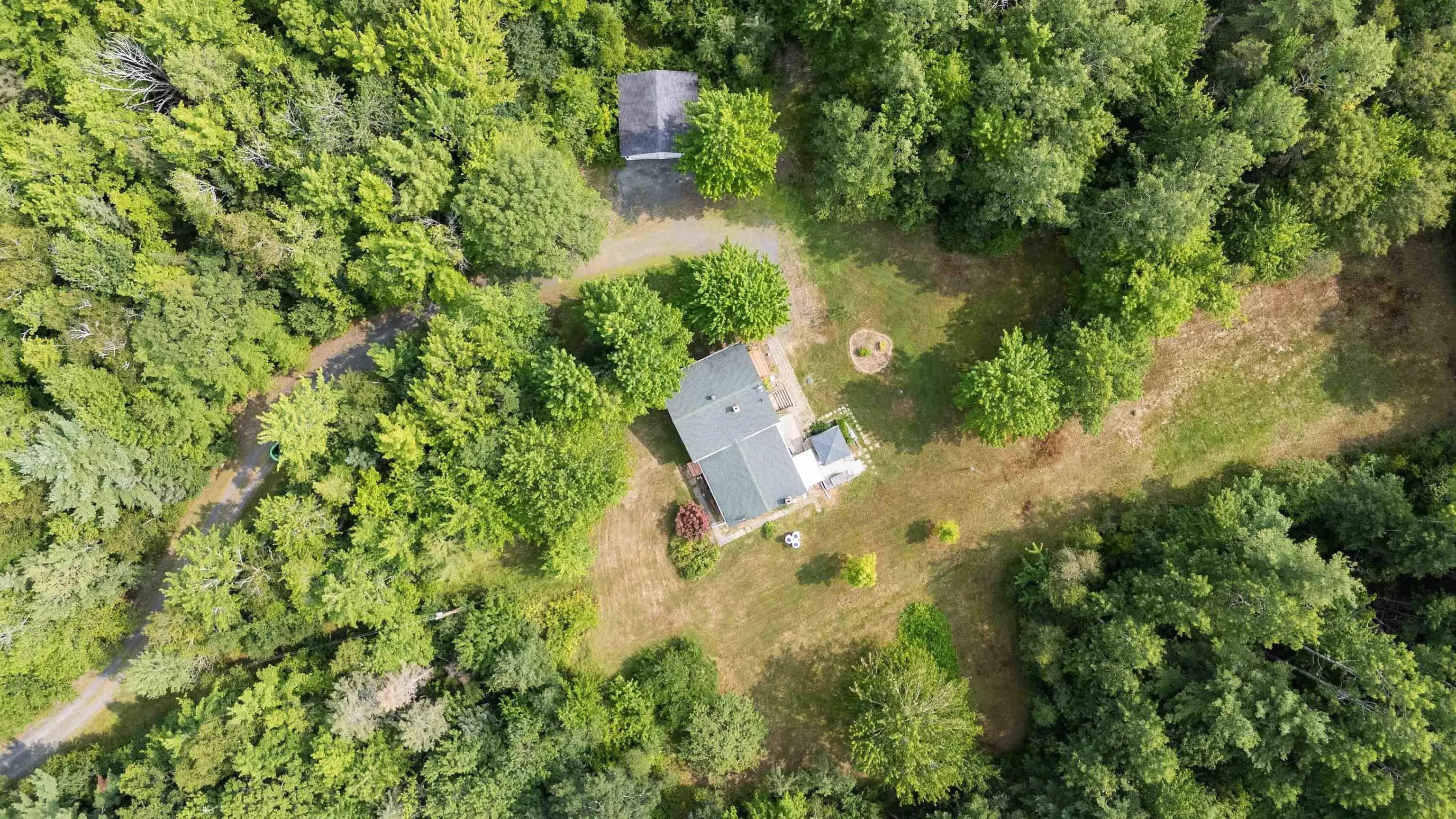 1097 Bog Road, Falmouth, NS B0P 1P0, 4 Bedrooms Bedrooms, ,3 BathroomsBathrooms,Residential,For Sale,Bog,202520398