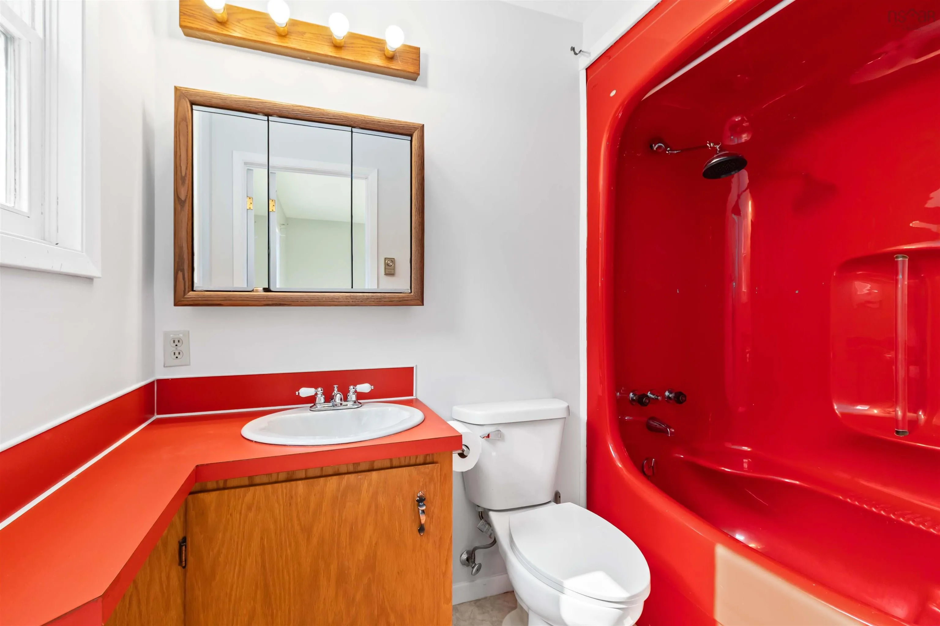 1097 Bog Road, Falmouth, NS B0P 1P0, 4 Bedrooms Bedrooms, ,3 BathroomsBathrooms,Residential,For Sale,Bog,202520398