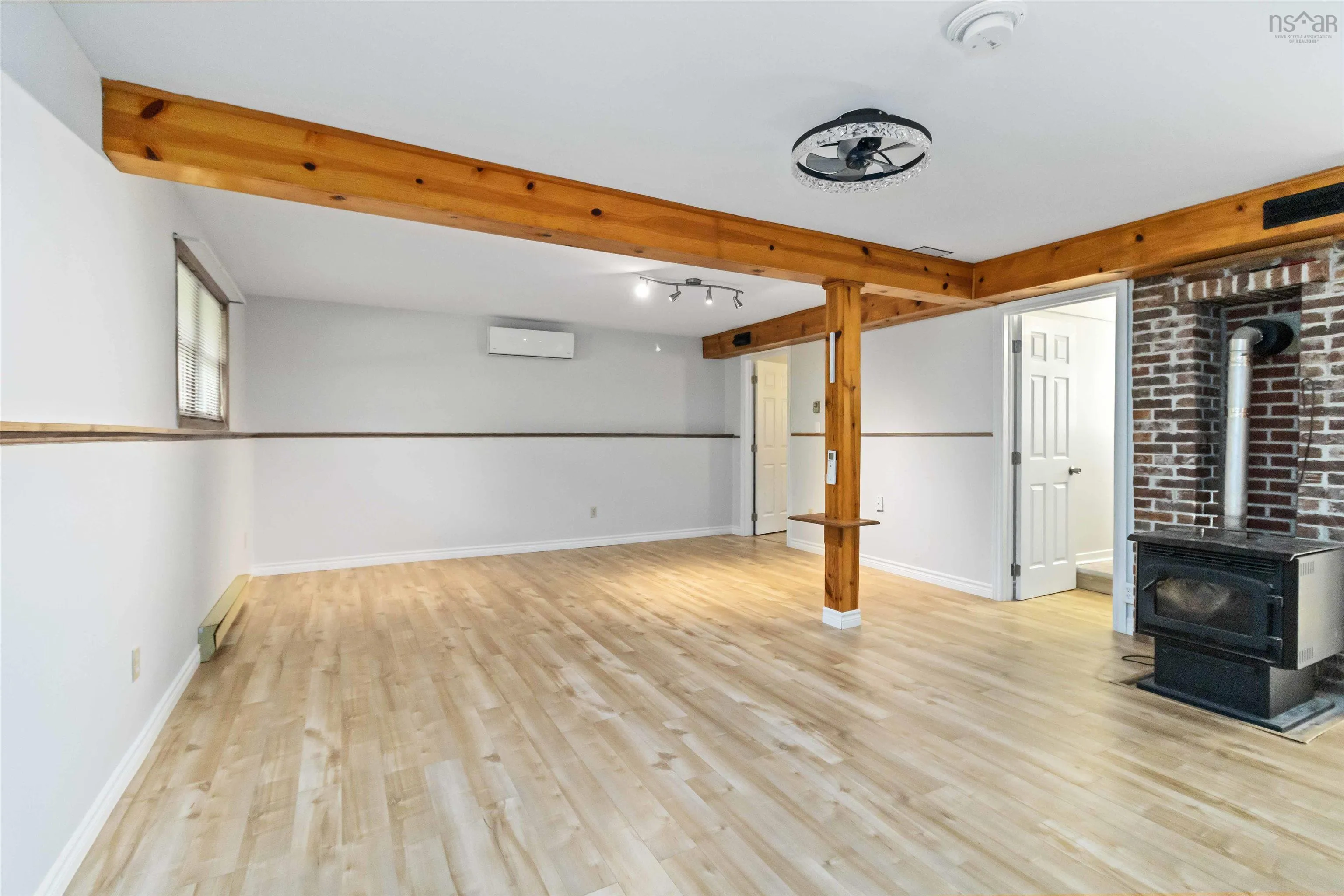 1097 Bog Road, Falmouth, NS B0P 1P0, 4 Bedrooms Bedrooms, ,3 BathroomsBathrooms,Residential,For Sale,Bog,202520398