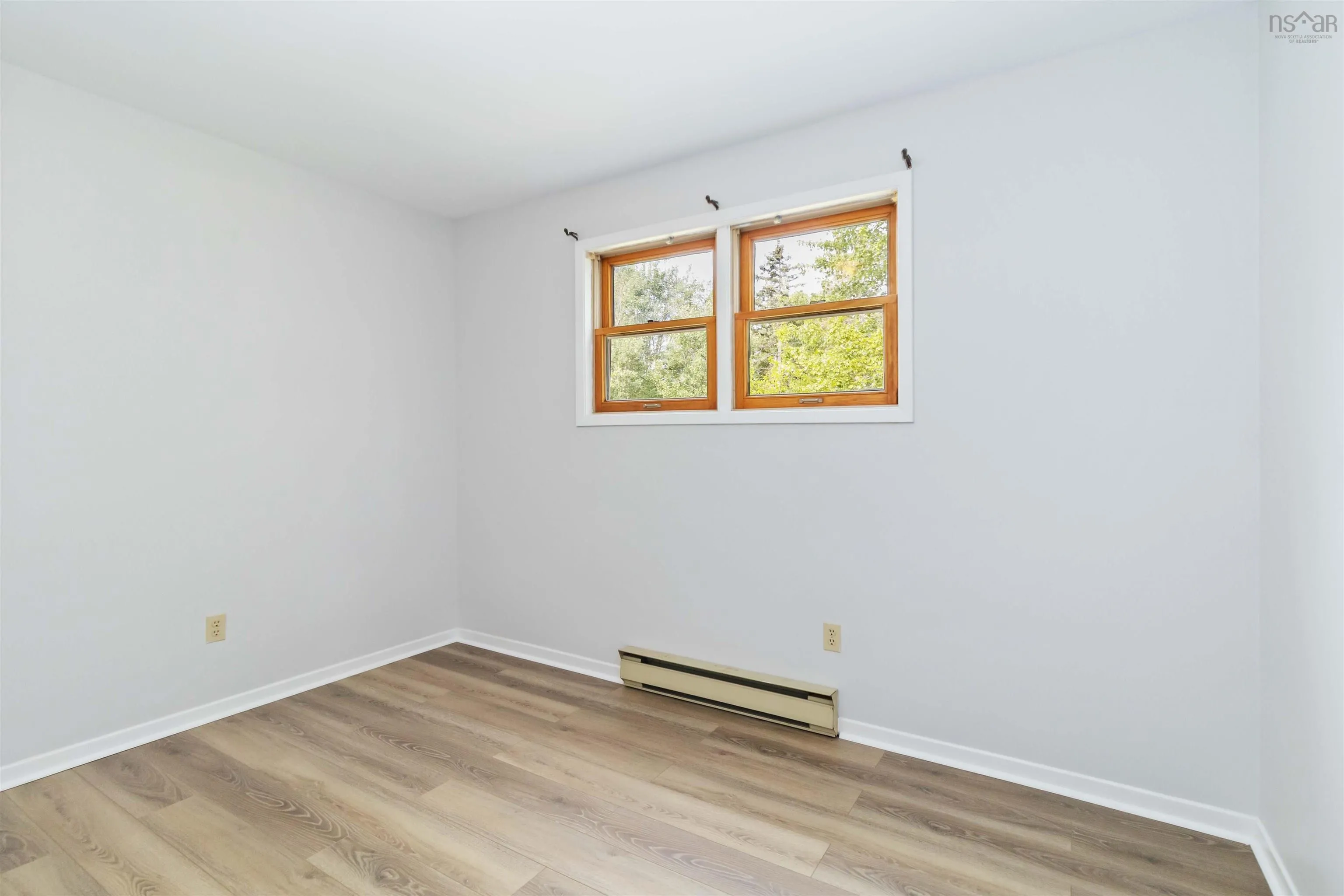 1097 Bog Road, Falmouth, NS B0P 1P0, 4 Bedrooms Bedrooms, ,3 BathroomsBathrooms,Residential,For Sale,Bog,202520398