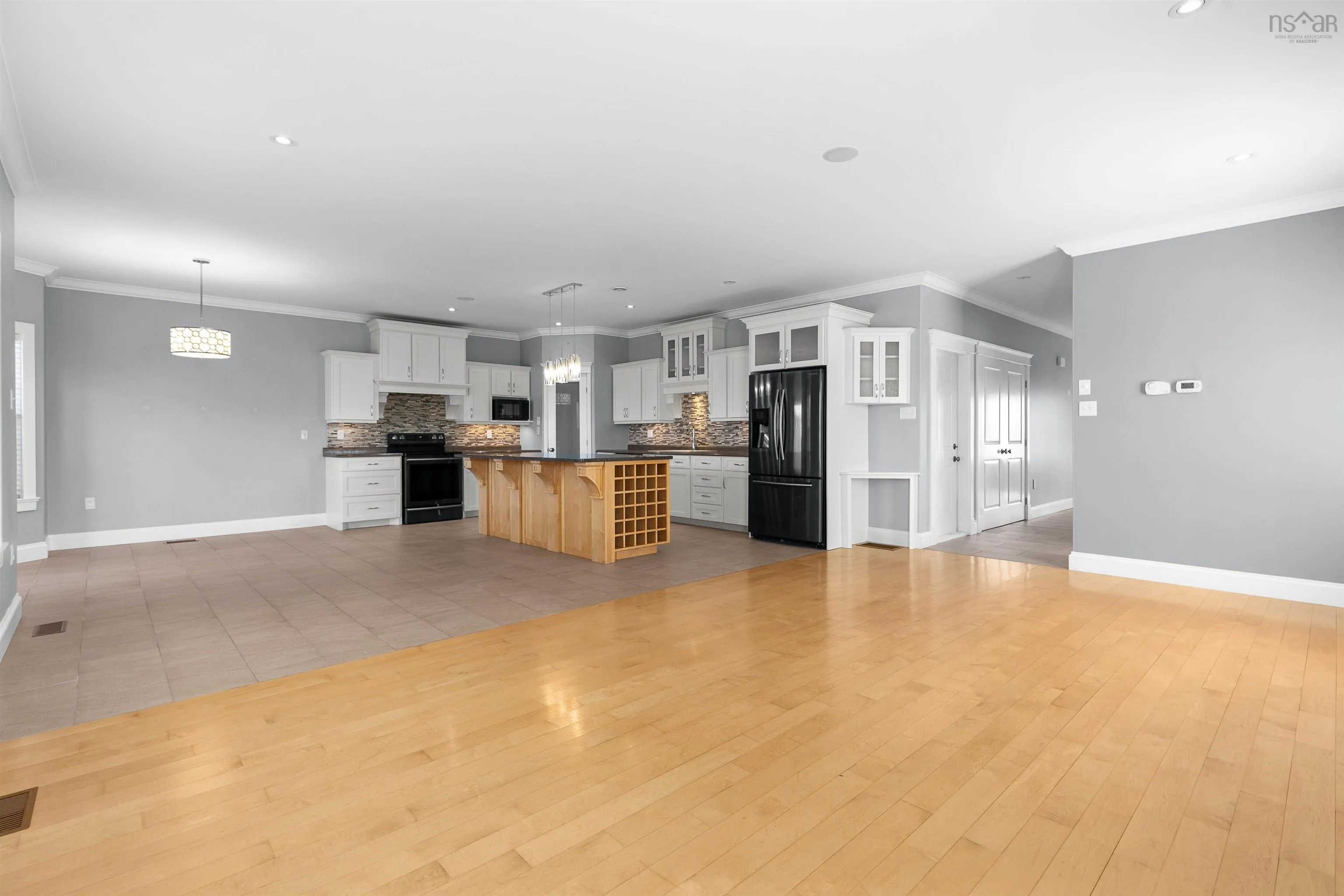 195 Peachtree Hill, Dartmouth, NS B2W 0H9, 4 Bedrooms Bedrooms, ,4 BathroomsBathrooms,Residential,For Sale,Peachtree,202521126