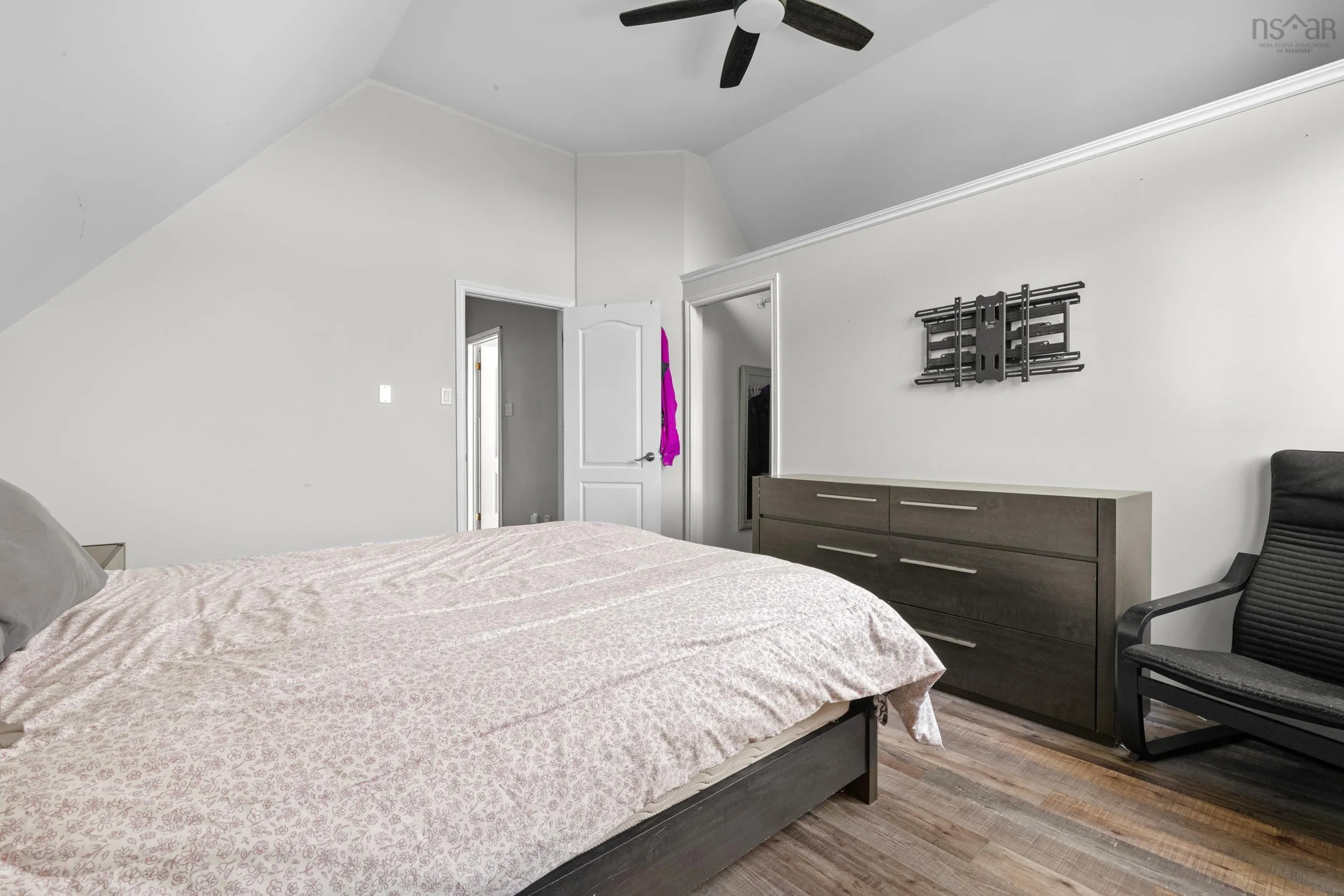 327 East Petpeswick Road, East Petpeswick, NS B0J 2L0, 4 Bedrooms Bedrooms, ,3 BathroomsBathrooms,Residential,For Sale,East Petpeswick,202521736