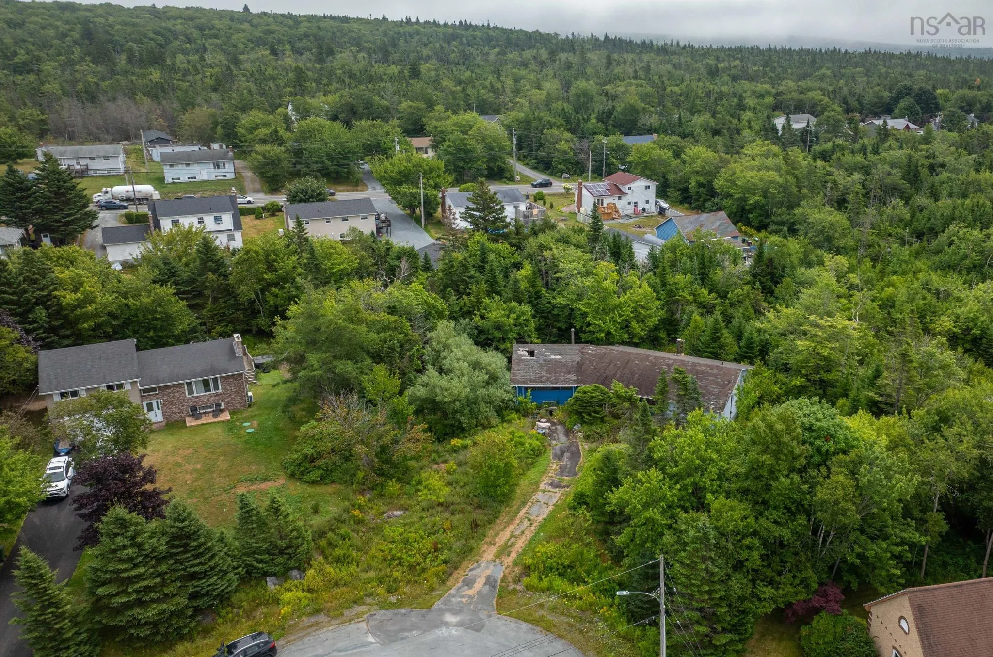 64 Francie Drive, Williamswood, NS B3V 1C1, 3 Bedrooms Bedrooms, ,3 BathroomsBathrooms,Residential,For Sale,Francie,202521292