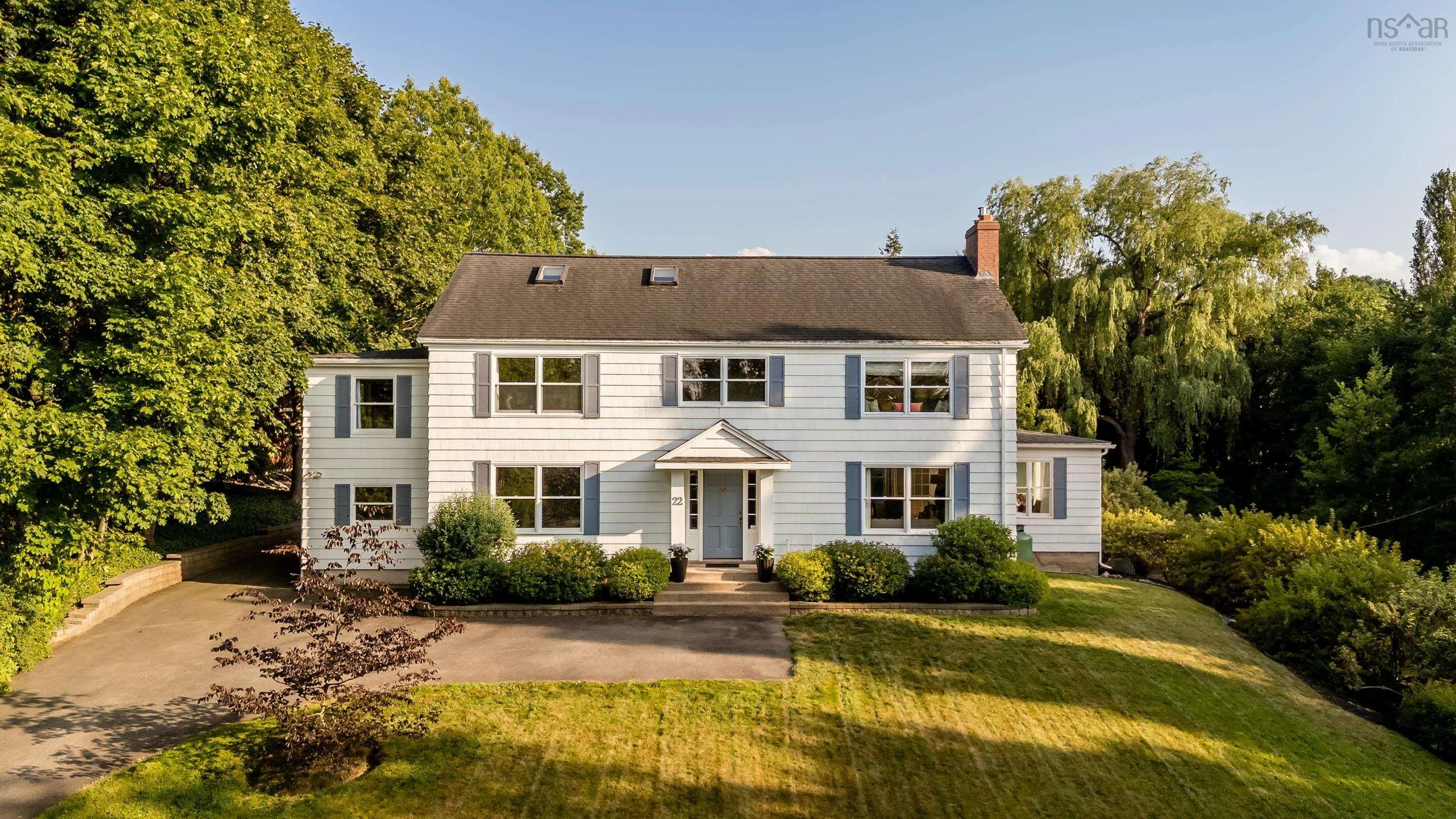 22 Westwood Avenue, Wolfville, NS B4P 1X9, 4 Bedrooms Bedrooms, ,5 BathroomsBathrooms,Residential,For Sale,Westwood,202520537