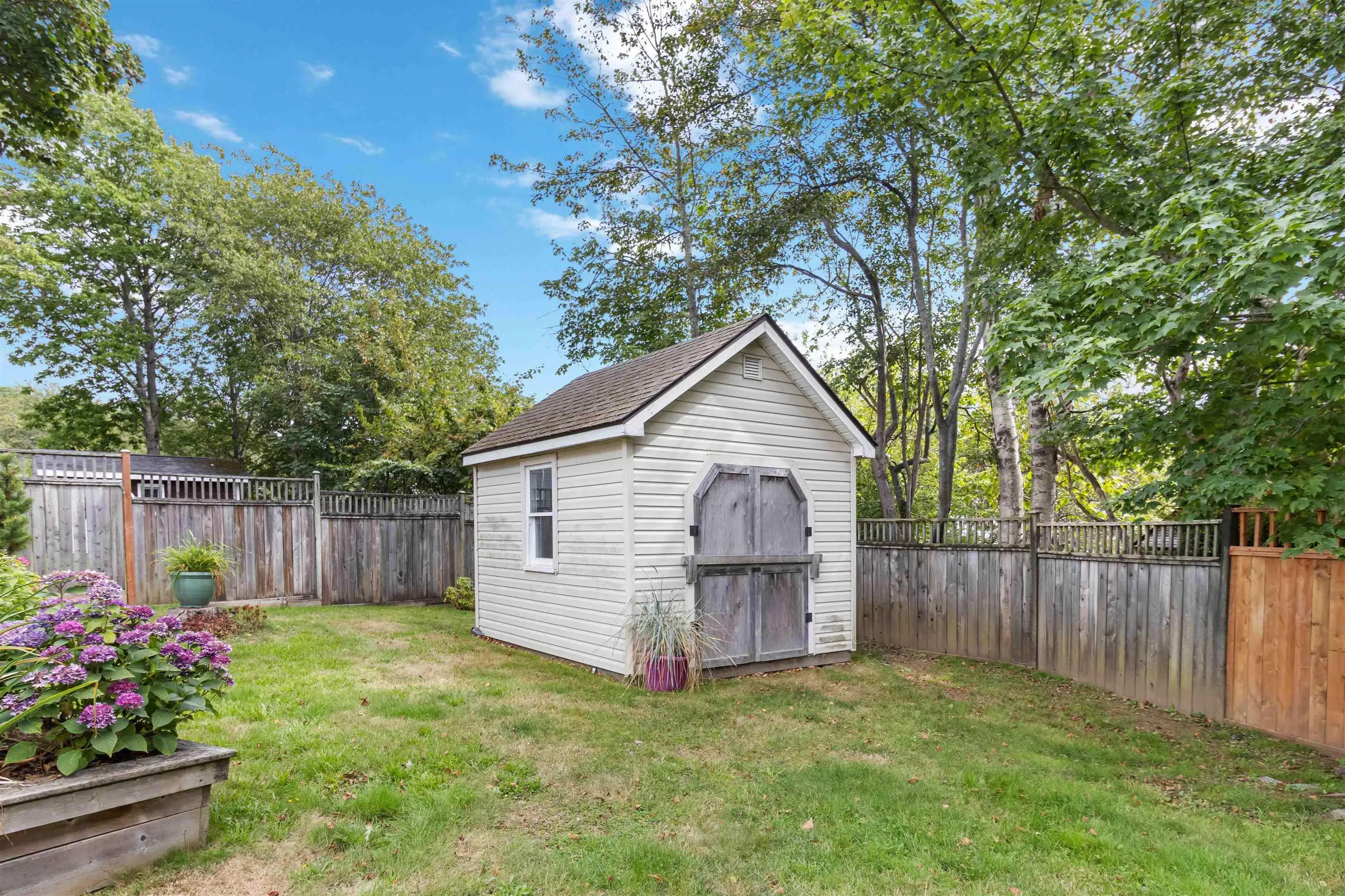 12 Rosehedge Lane, Dartmouth, NS B2X 2J8, 3 Bedrooms Bedrooms, ,2 BathroomsBathrooms,Residential,For Sale,Rosehedge,202523378