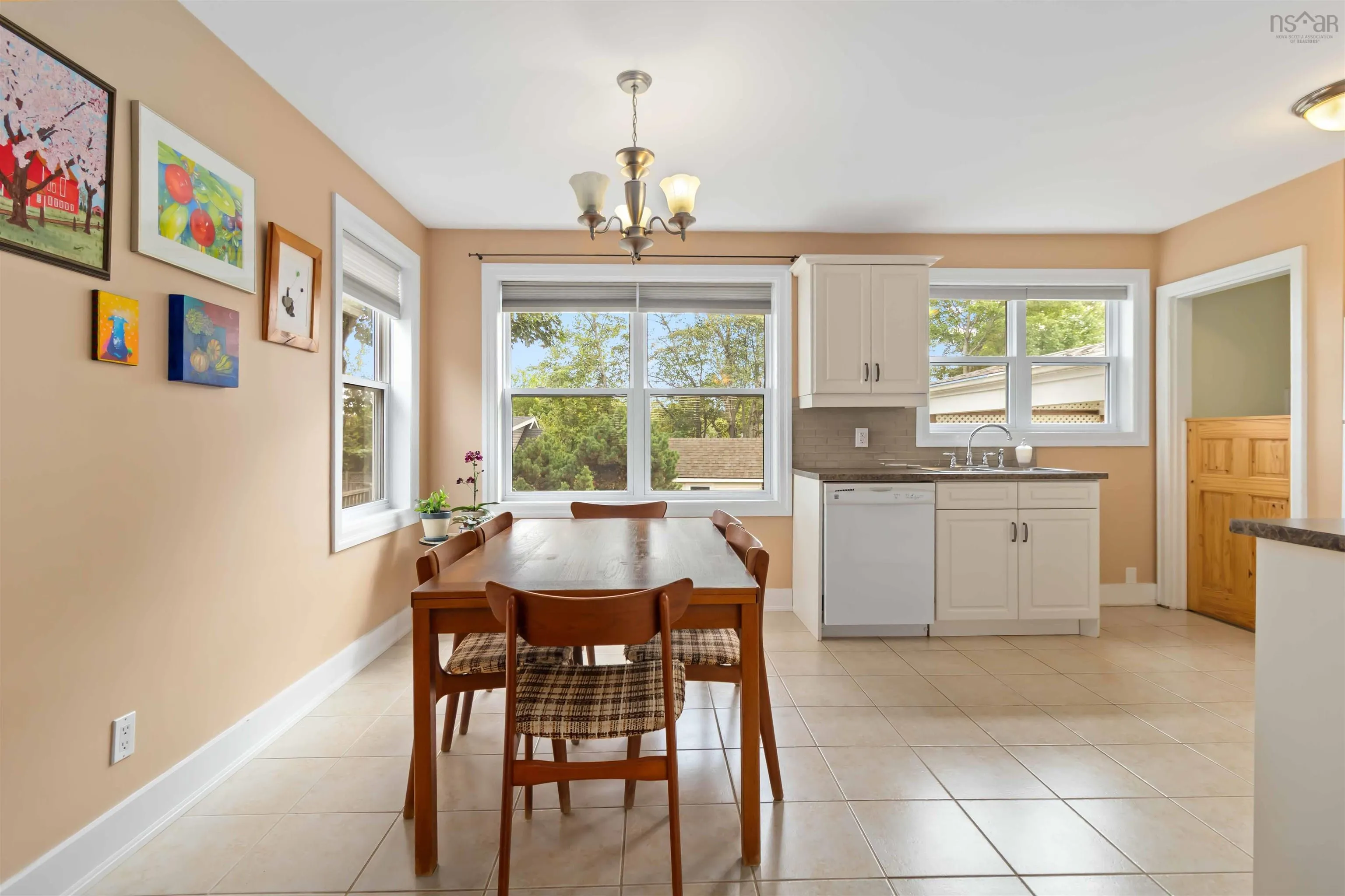 12 Rosehedge Lane, Dartmouth, NS B2X 2J8, 3 Bedrooms Bedrooms, ,2 BathroomsBathrooms,Residential,For Sale,Rosehedge,202523378