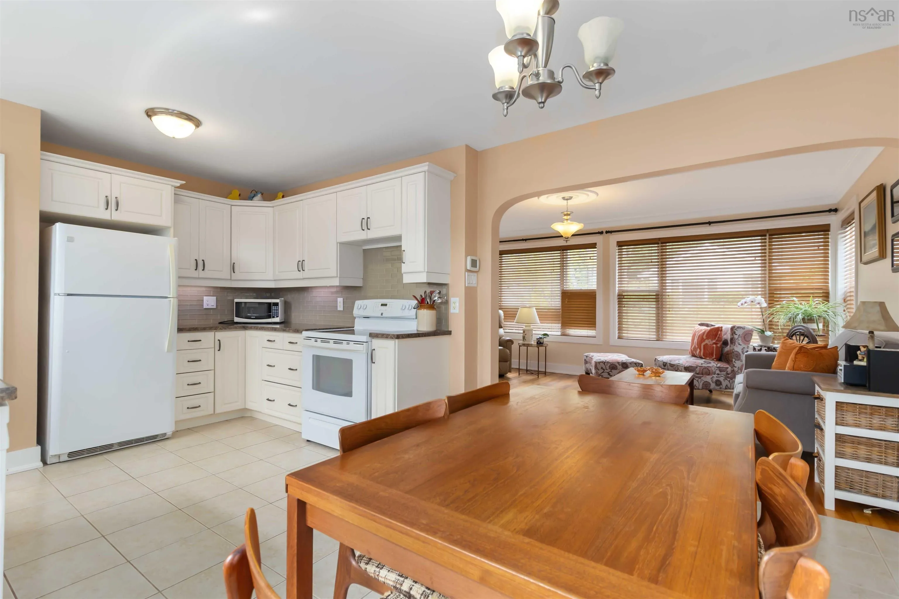 12 Rosehedge Lane, Dartmouth, NS B2X 2J8, 3 Bedrooms Bedrooms, ,2 BathroomsBathrooms,Residential,For Sale,Rosehedge,202523378