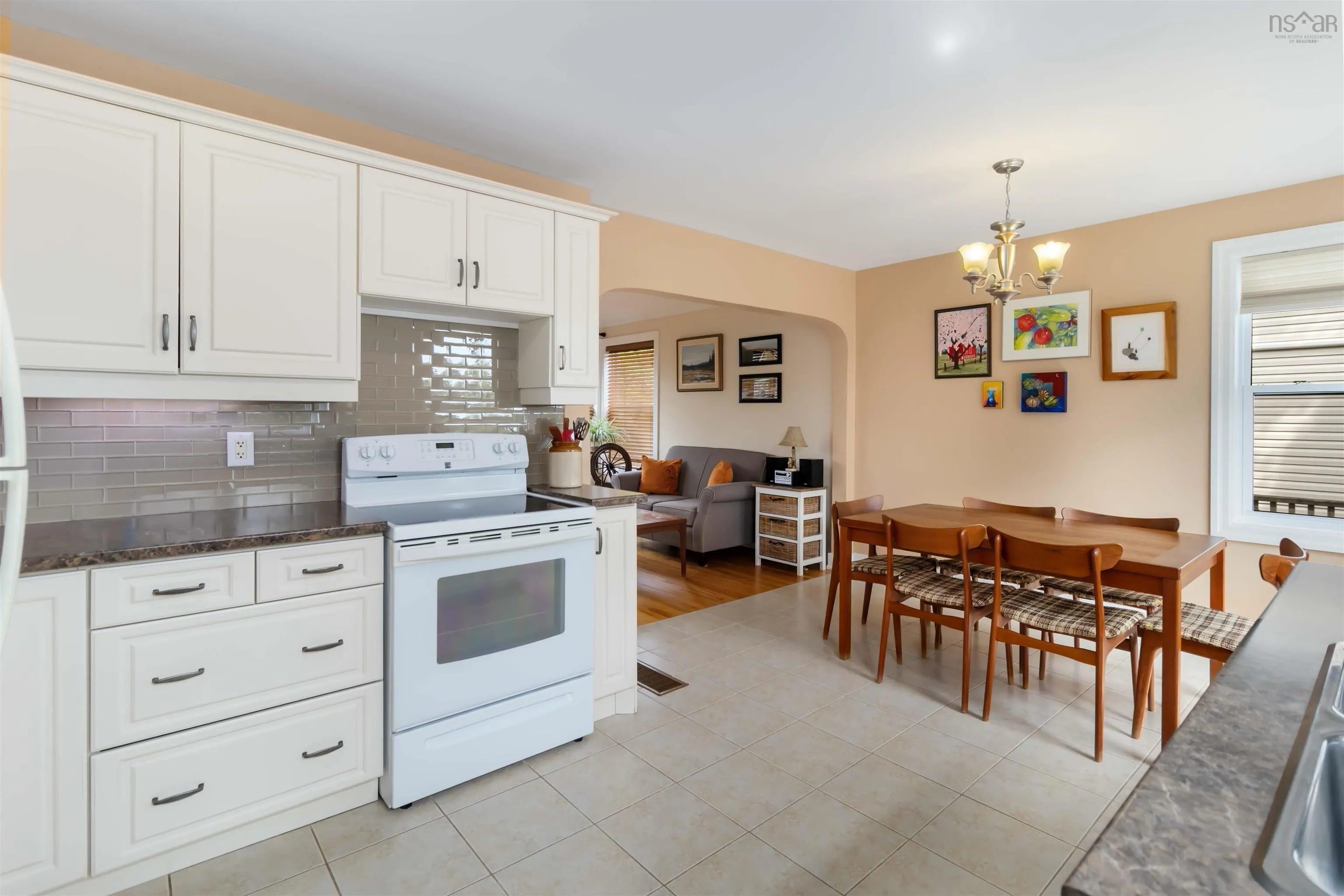 12 Rosehedge Lane, Dartmouth, NS B2X 2J8, 3 Bedrooms Bedrooms, ,2 BathroomsBathrooms,Residential,For Sale,Rosehedge,202523378