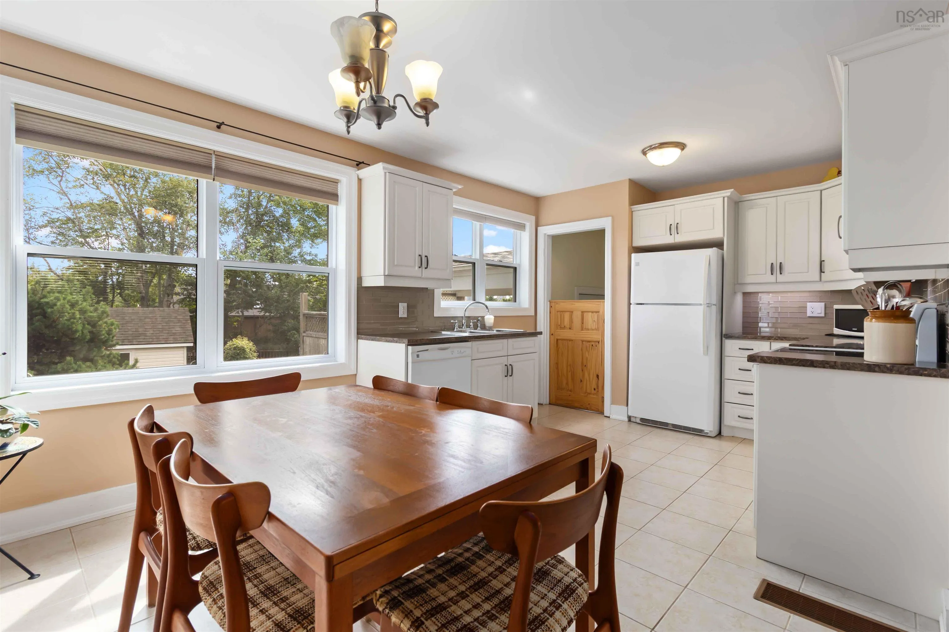 12 Rosehedge Lane, Dartmouth, NS B2X 2J8, 3 Bedrooms Bedrooms, ,2 BathroomsBathrooms,Residential,For Sale,Rosehedge,202523378