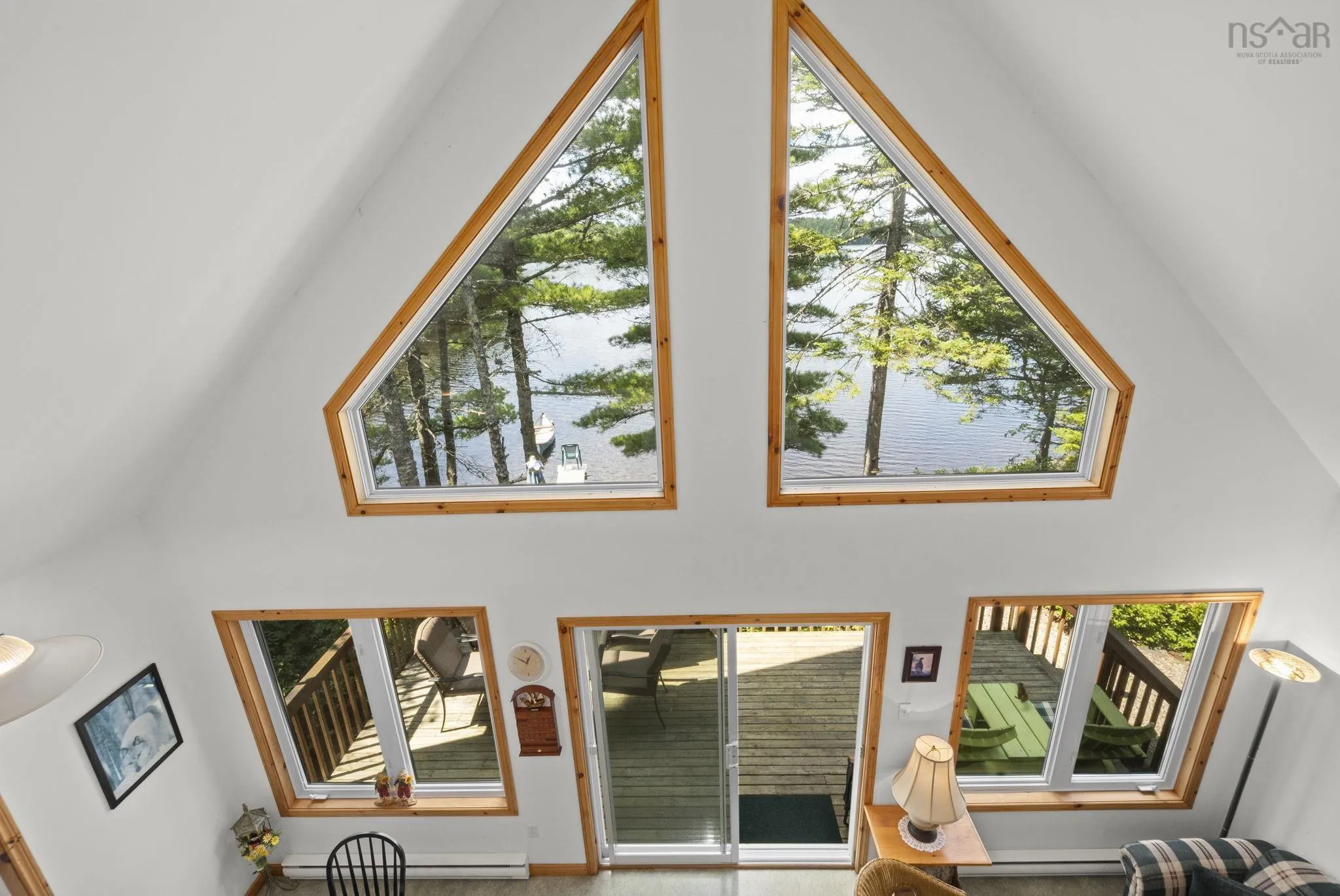 400 Lakefront Drive, Chelsea, NS B4V 7M9, 2 Bedrooms Bedrooms, ,1 BathroomBathrooms,Residential,For Sale,Lakefront,202519619