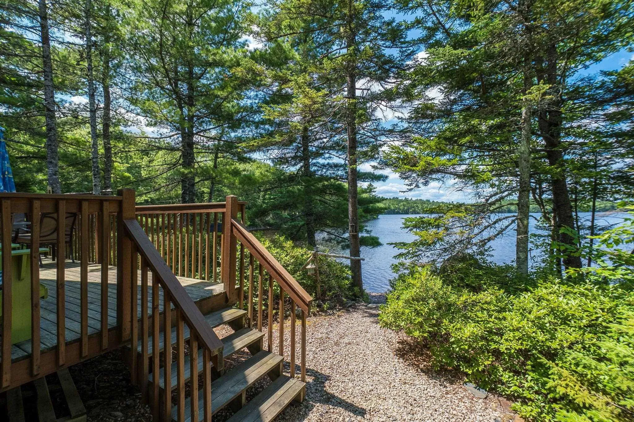 400 Lakefront Drive, Chelsea, NS B4V 7M9, 2 Bedrooms Bedrooms, ,1 BathroomBathrooms,Residential,For Sale,Lakefront,202519619