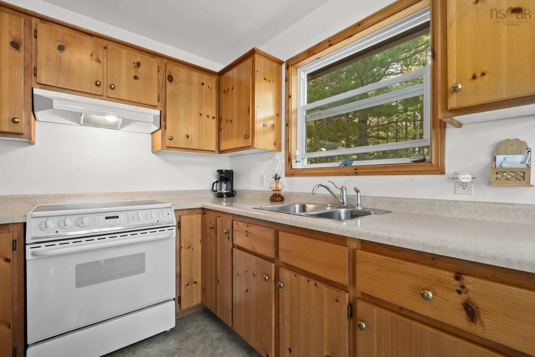 400 Lakefront Drive, Chelsea, NS B4V 7M9, 2 Bedrooms Bedrooms, ,1 BathroomBathrooms,Residential,For Sale,Lakefront,202519619
