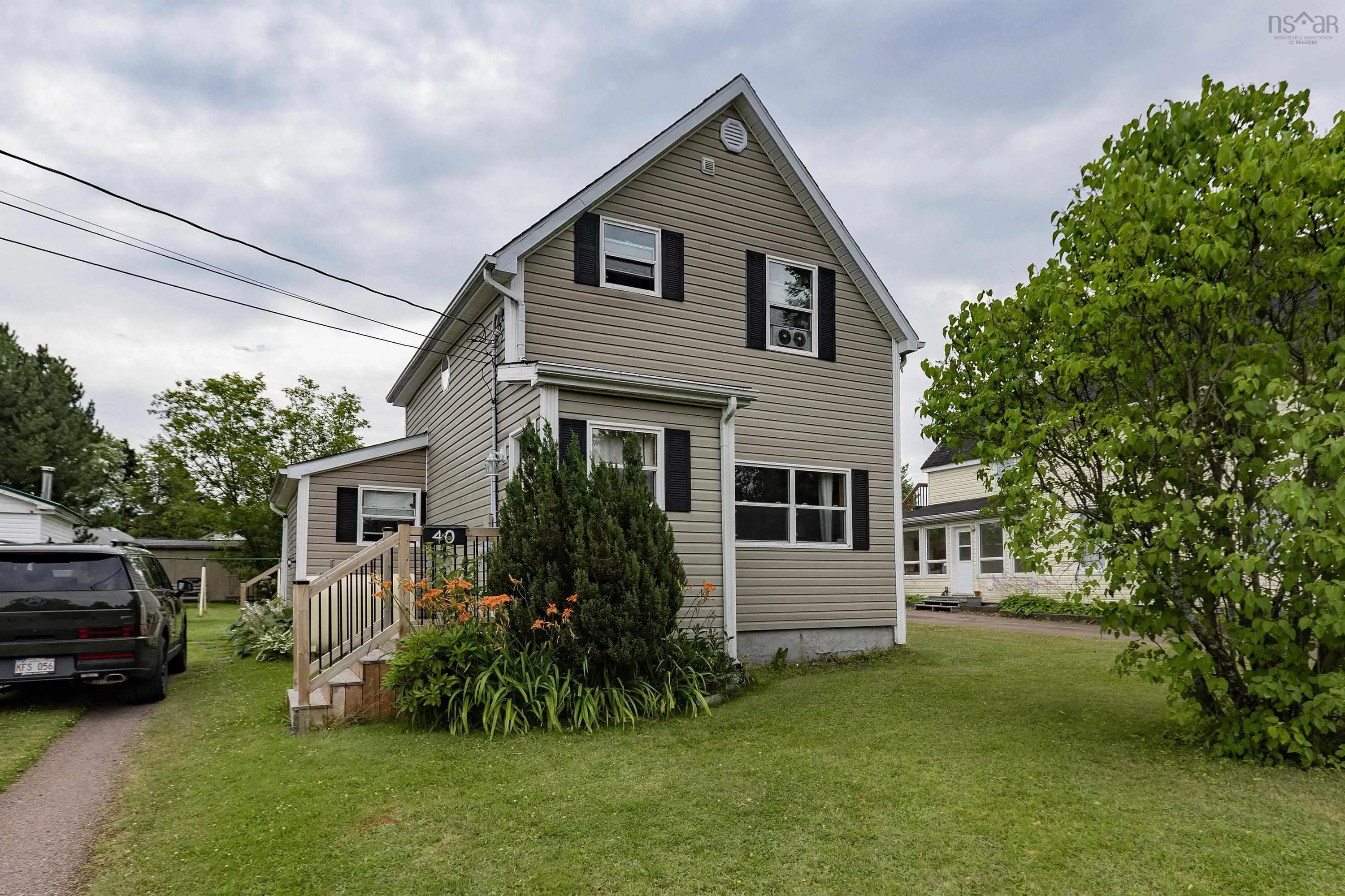 40 Park Street, Amherst, NS B4H 2R5, 3 Bedrooms Bedrooms, ,1 BathroomBathrooms,Residential,For Sale,Park Street,202518875