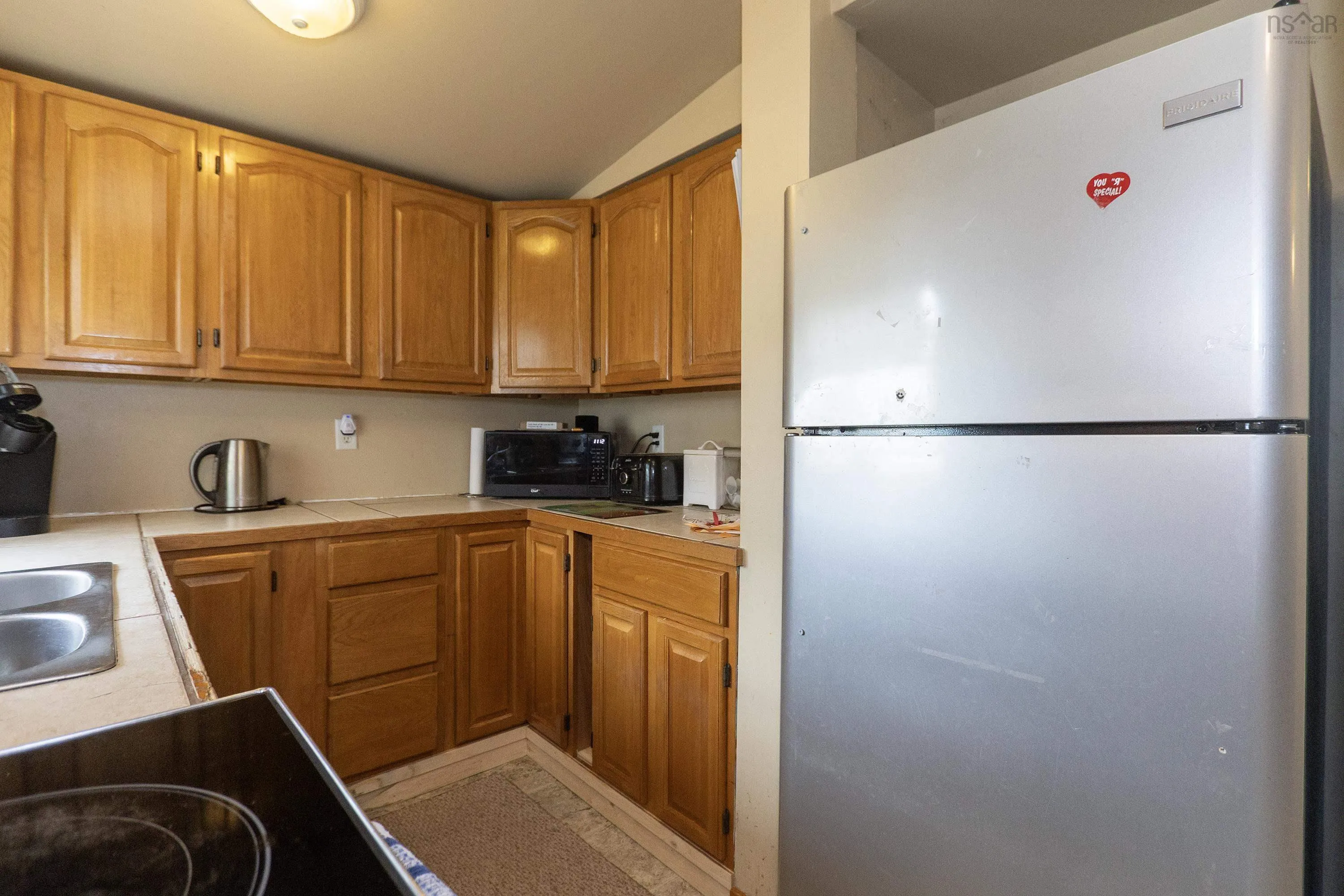 40 Park Street, Amherst, NS B4H 2R5, 3 Bedrooms Bedrooms, ,1 BathroomBathrooms,Residential,For Sale,Park Street,202518875