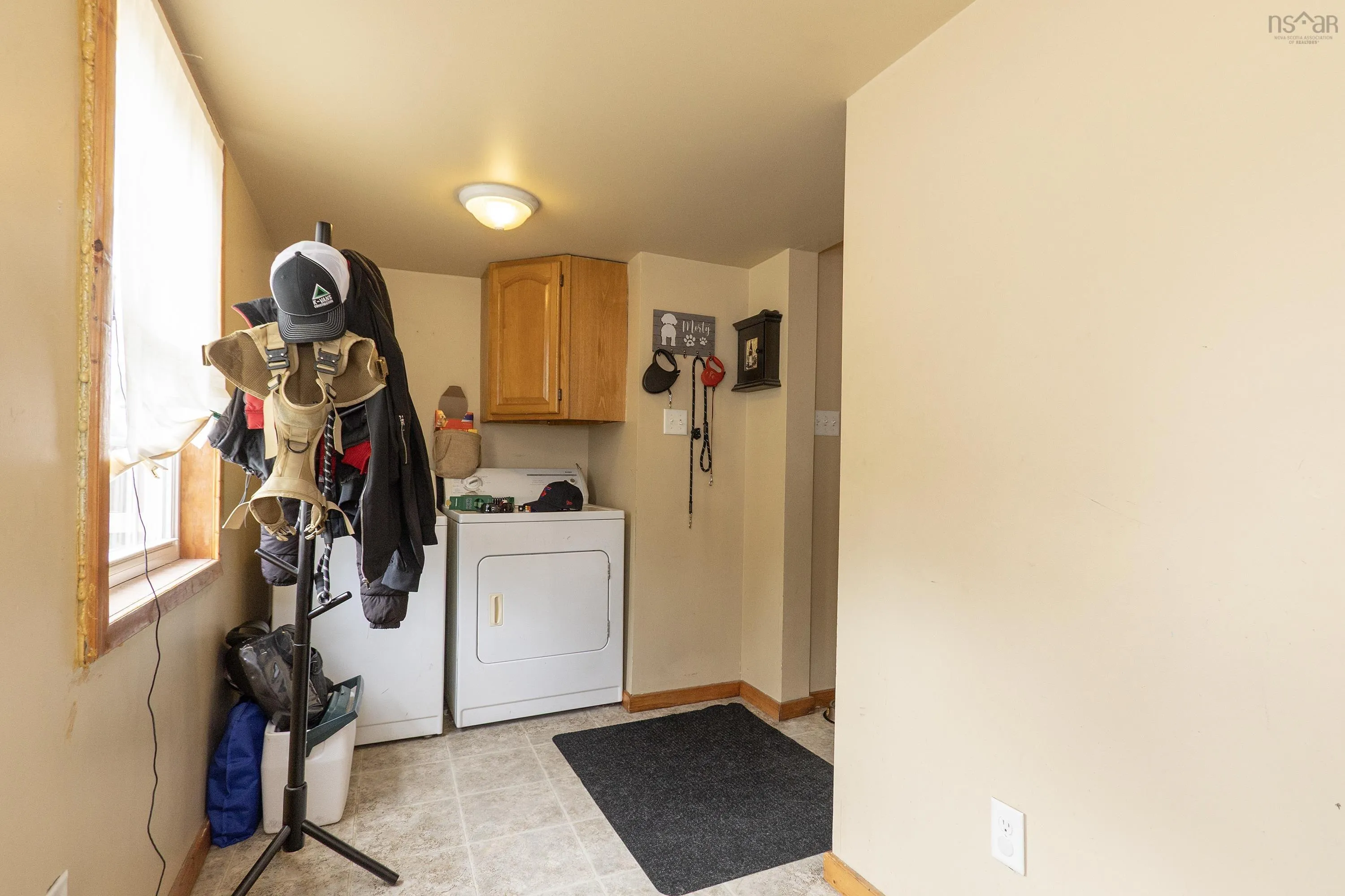 40 Park Street, Amherst, NS B4H 2R5, 3 Bedrooms Bedrooms, ,1 BathroomBathrooms,Residential,For Sale,Park Street,202518875