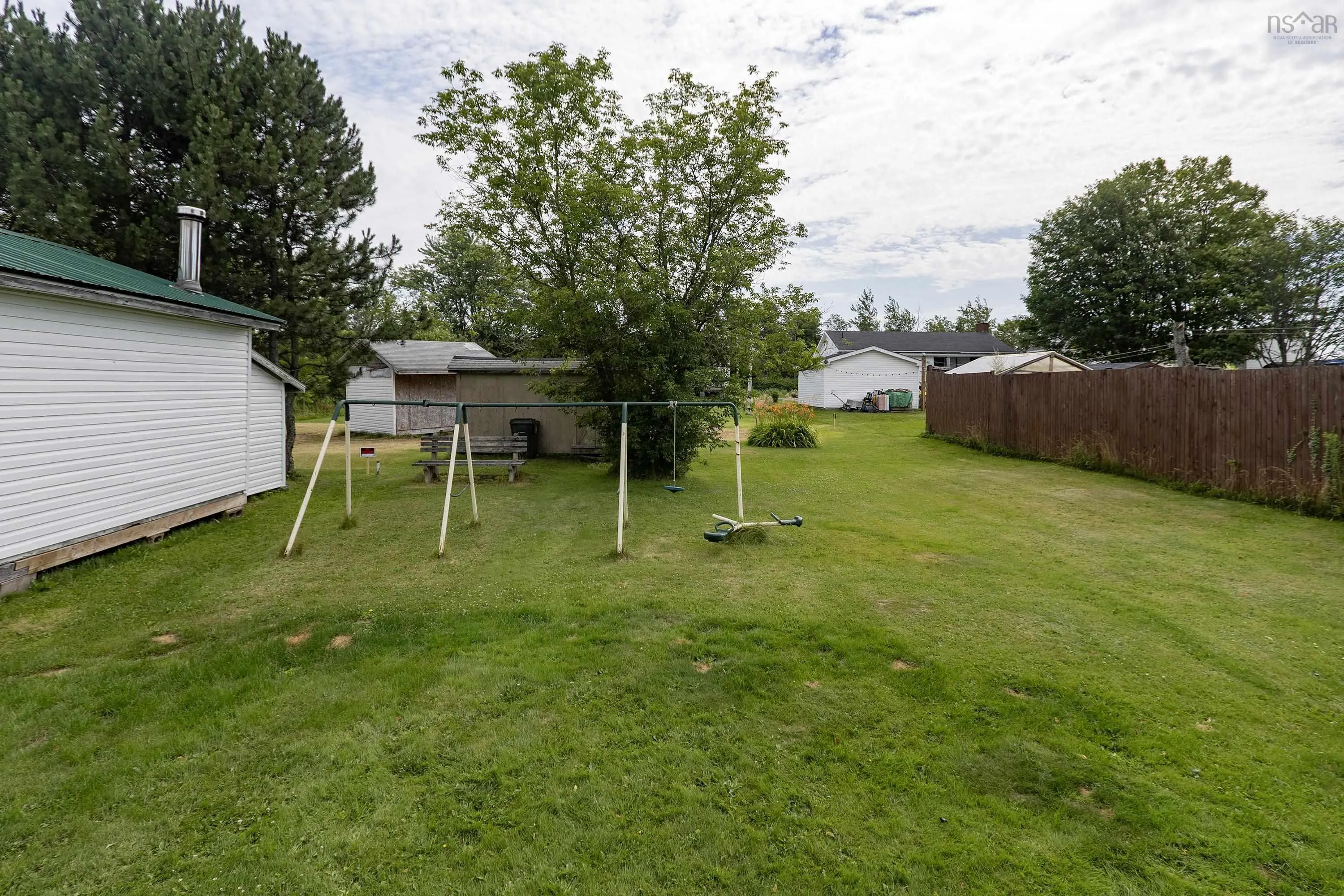 40 Park Street, Amherst, NS B4H 2R5, 3 Bedrooms Bedrooms, ,1 BathroomBathrooms,Residential,For Sale,Park Street,202518875