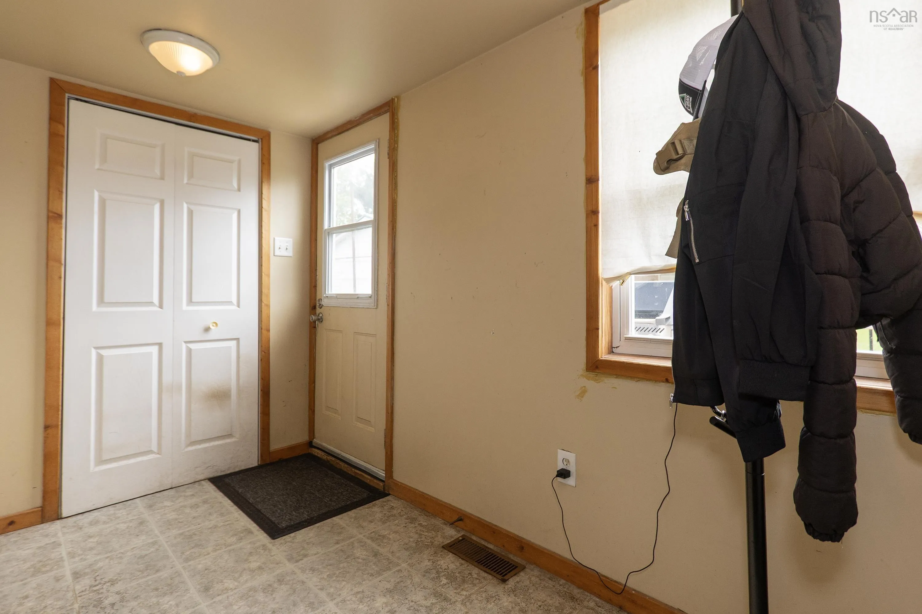 40 Park Street, Amherst, NS B4H 2R5, 3 Bedrooms Bedrooms, ,1 BathroomBathrooms,Residential,For Sale,Park Street,202518875