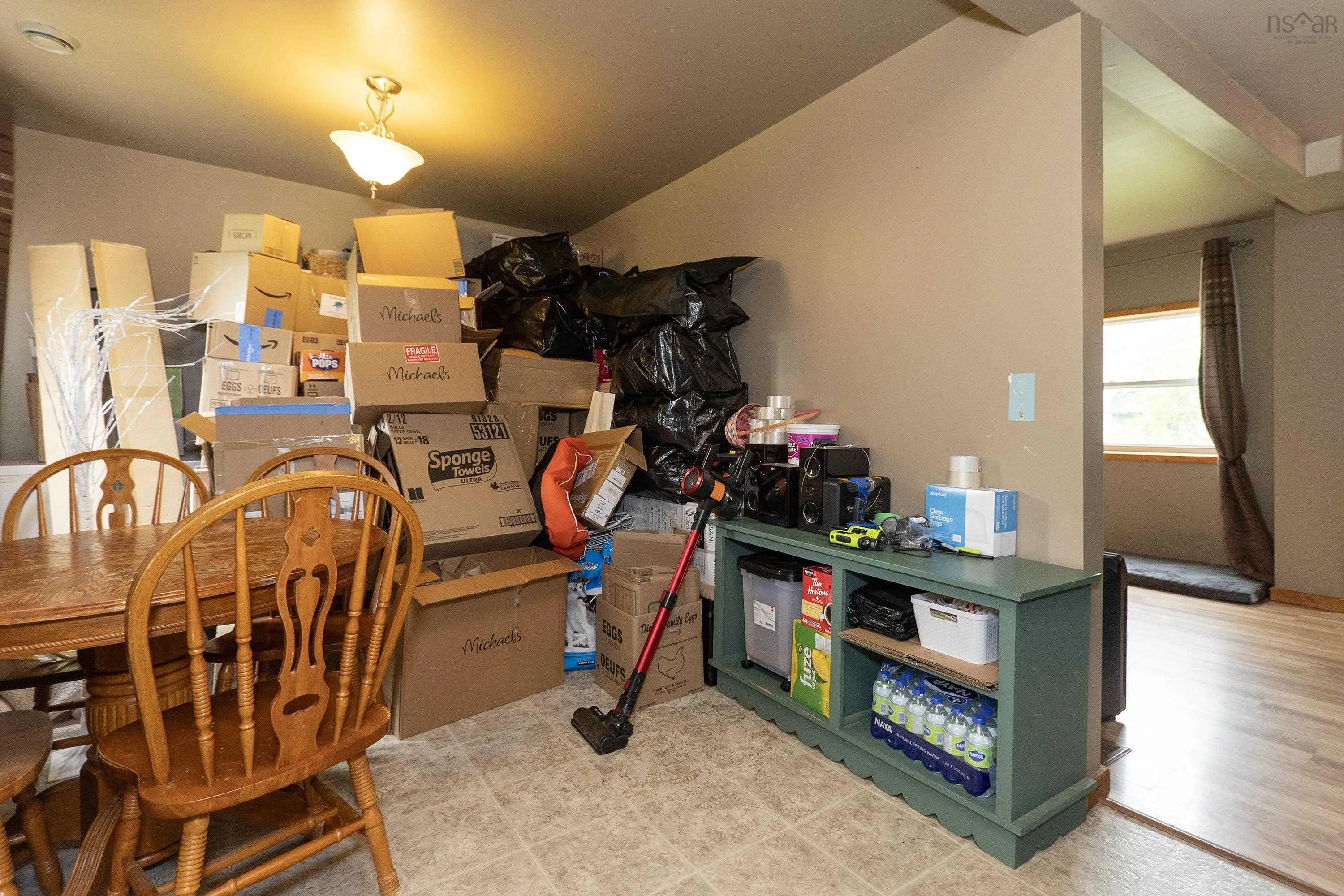 40 Park Street, Amherst, NS B4H 2R5, 3 Bedrooms Bedrooms, ,1 BathroomBathrooms,Residential,For Sale,Park Street,202518875