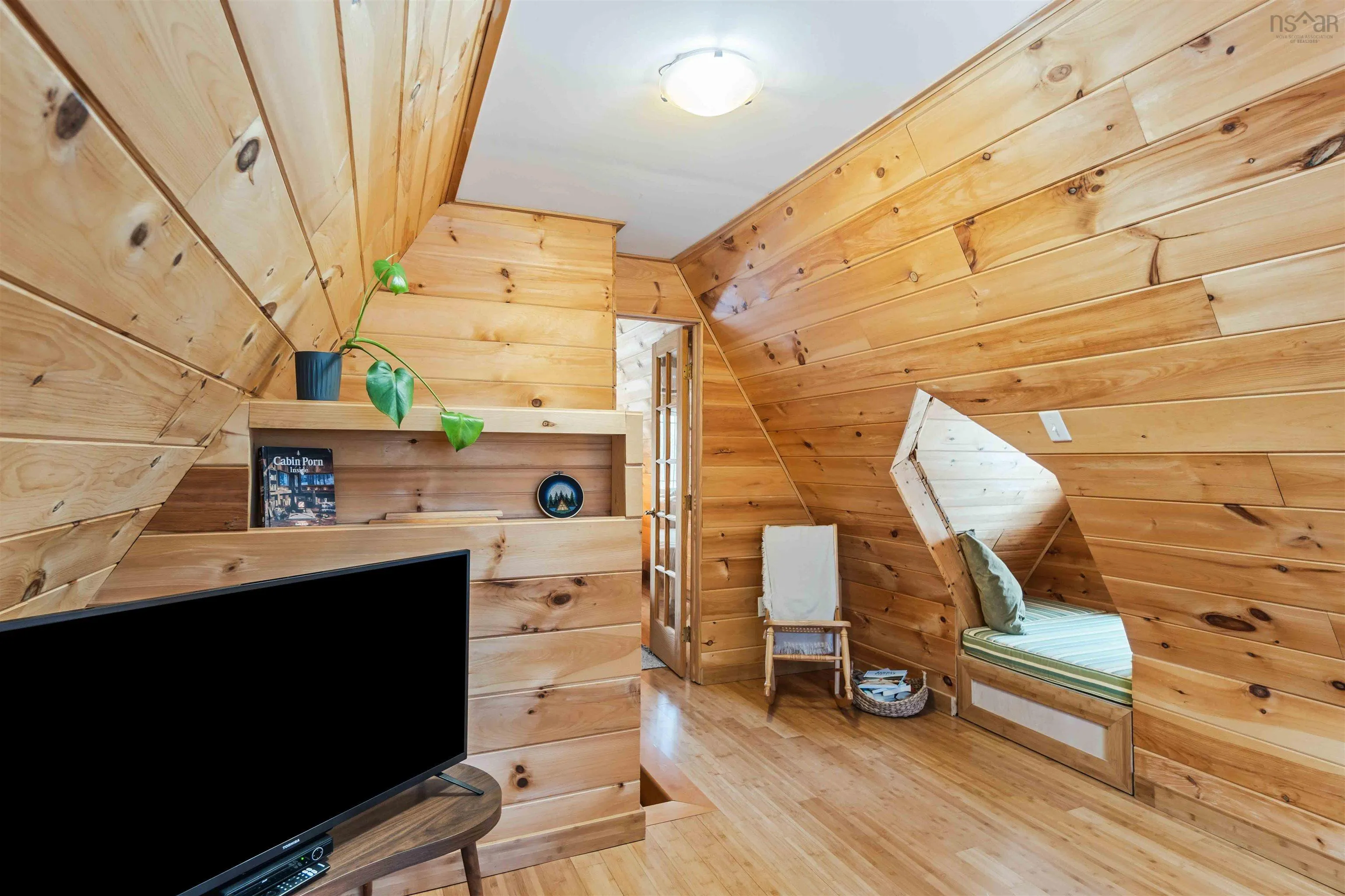 110 East Lake Road, New Albany, NS B0S 1P0, 2 Bedrooms Bedrooms, ,1 BathroomBathrooms,Residential,For Sale,East Lake Road,202522953