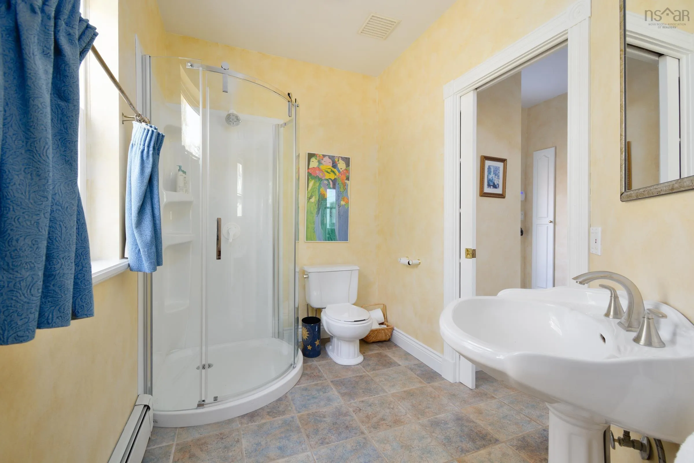 516 Purves Street, North Sydney, NS B2A 1E2, 4 Bedrooms Bedrooms, ,2 BathroomsBathrooms,Residential,For Sale,Purves,202512941