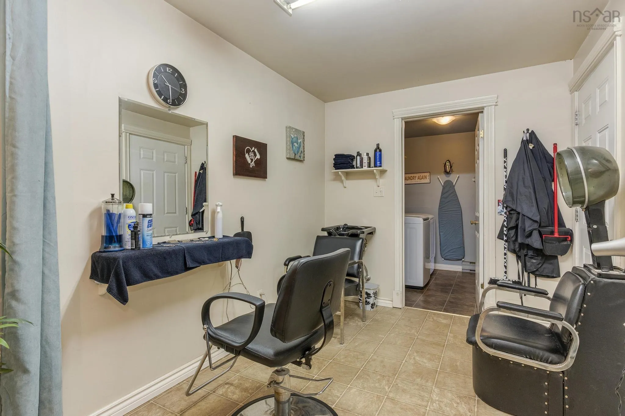 11 Rossi Drive, Dartmouth, NS B2X 3L5, 4 Bedrooms Bedrooms, ,2 BathroomsBathrooms,Residential,For Sale,Rossi,202521260