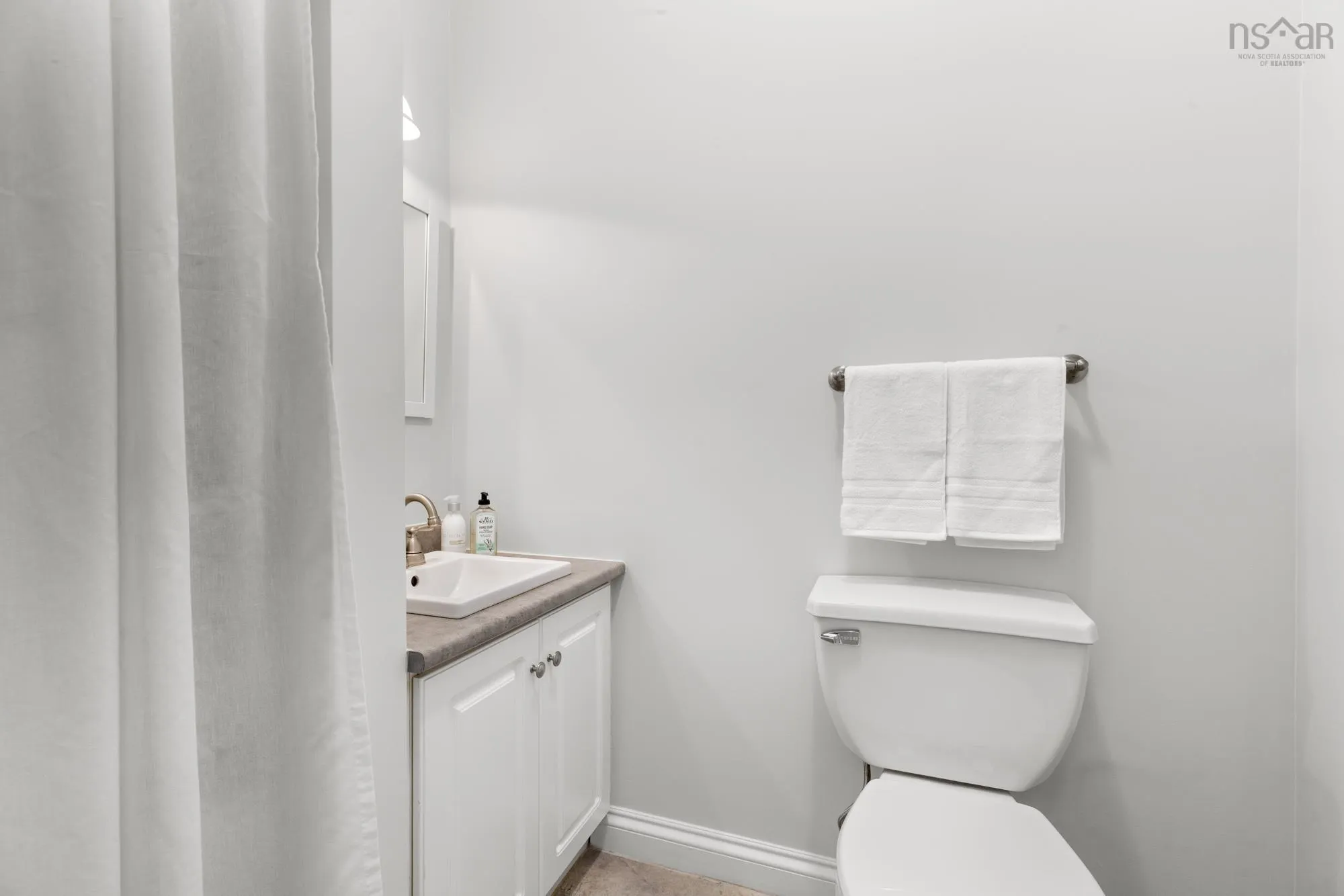 1939 Cow Bay Road, Cow Bay, NS B3G 1K6, 3 Bedrooms Bedrooms, ,4 BathroomsBathrooms,Residential,For Sale,Cow Bay,202517509