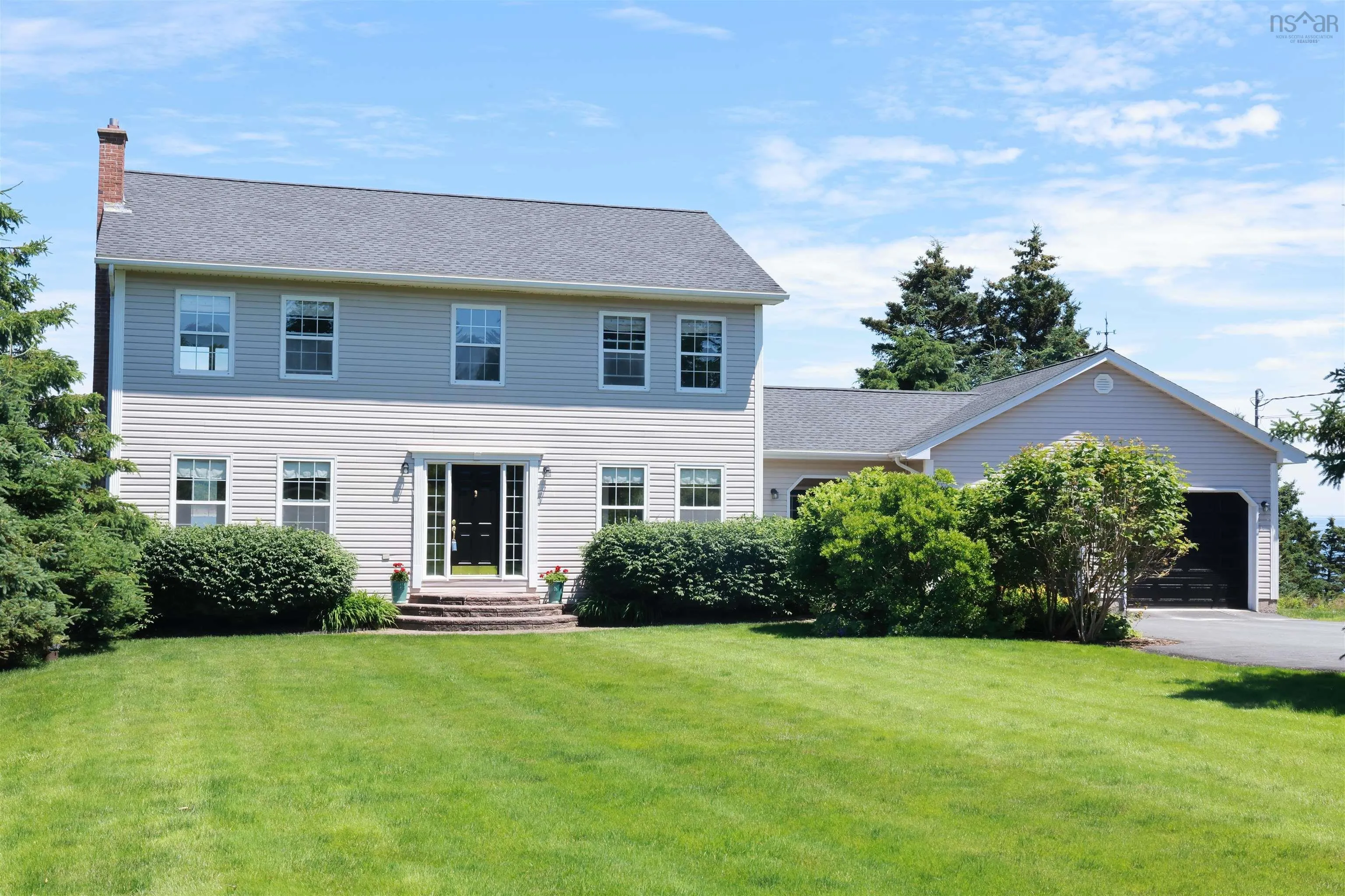 1939 Cow Bay Road, Cow Bay, NS B3G 1K6, 3 Bedrooms Bedrooms, ,4 BathroomsBathrooms,Residential,For Sale,Cow Bay,202517509