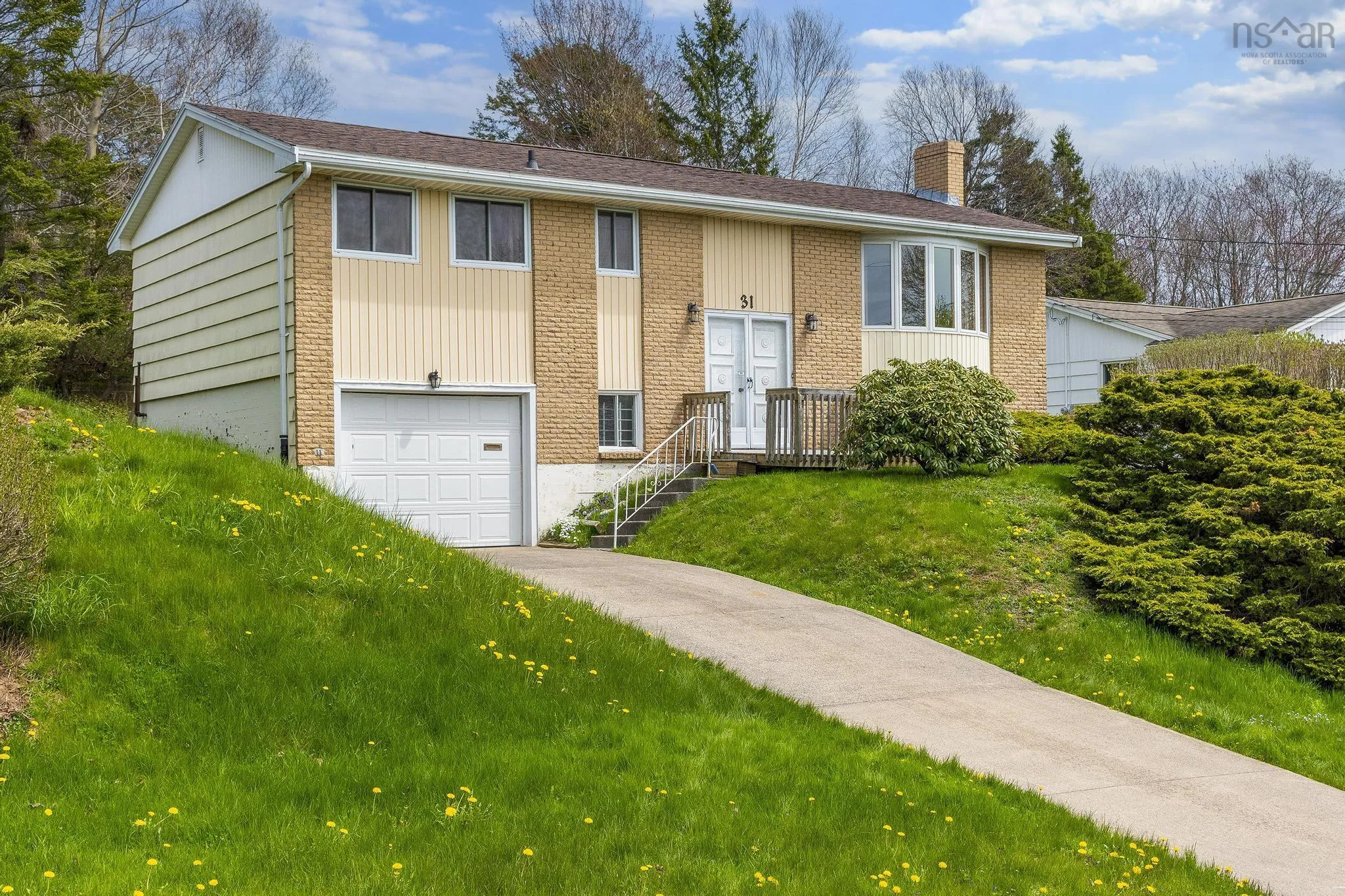 31 Skeena Street, Dartmouth Ns B2w 1p7, 3 Bedrooms Bedrooms, ,2 BathroomsBathrooms,Residential,For Sale,Skeena Street,202510390