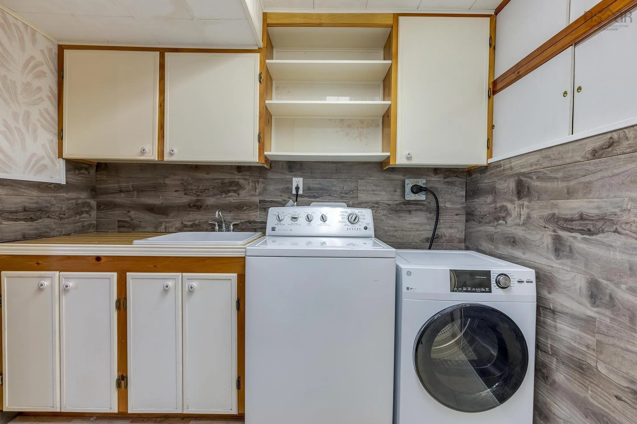 31 Skeena Street, Dartmouth Ns B2w 1p7, 3 Bedrooms Bedrooms, ,2 BathroomsBathrooms,Residential,For Sale,Skeena Street,202510390
